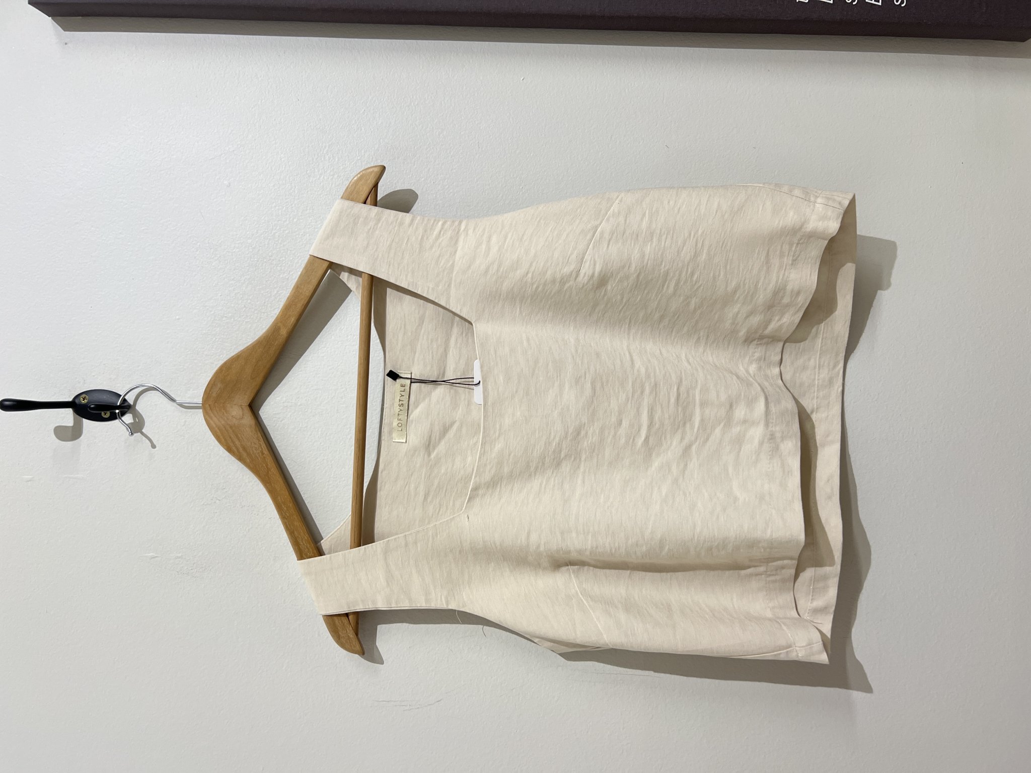 Cropped off white Loft de alça grossa - G