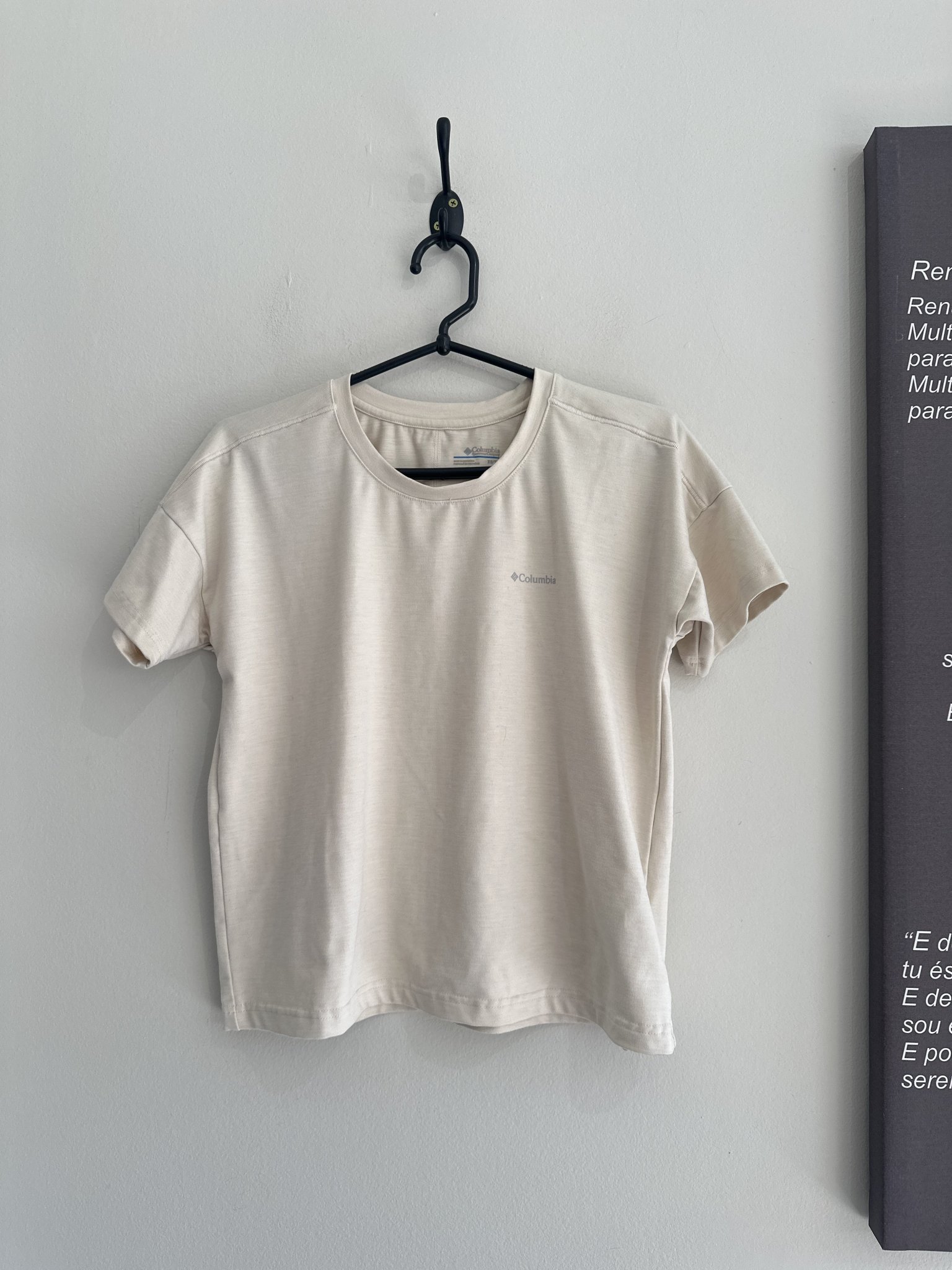 Blusa t/shirt bege Columbia - PP
