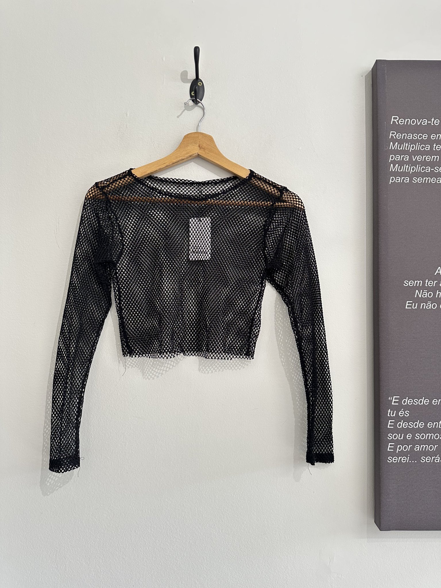 Cropped preto telado m/longa - P
