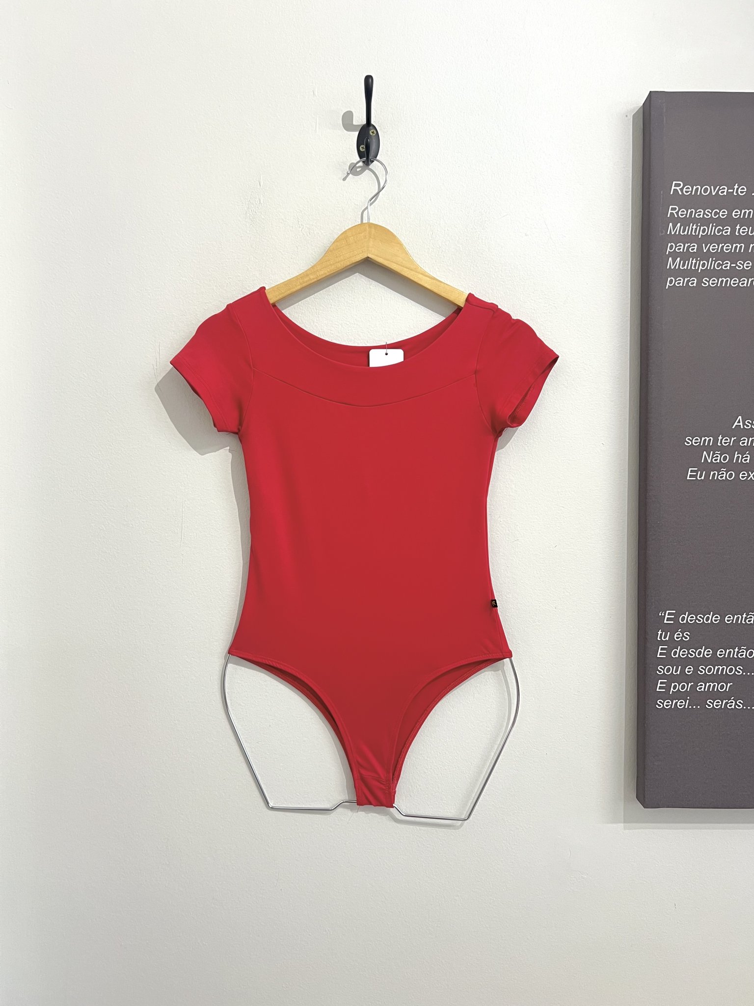 Body vermelho de malha s/marca - P/M