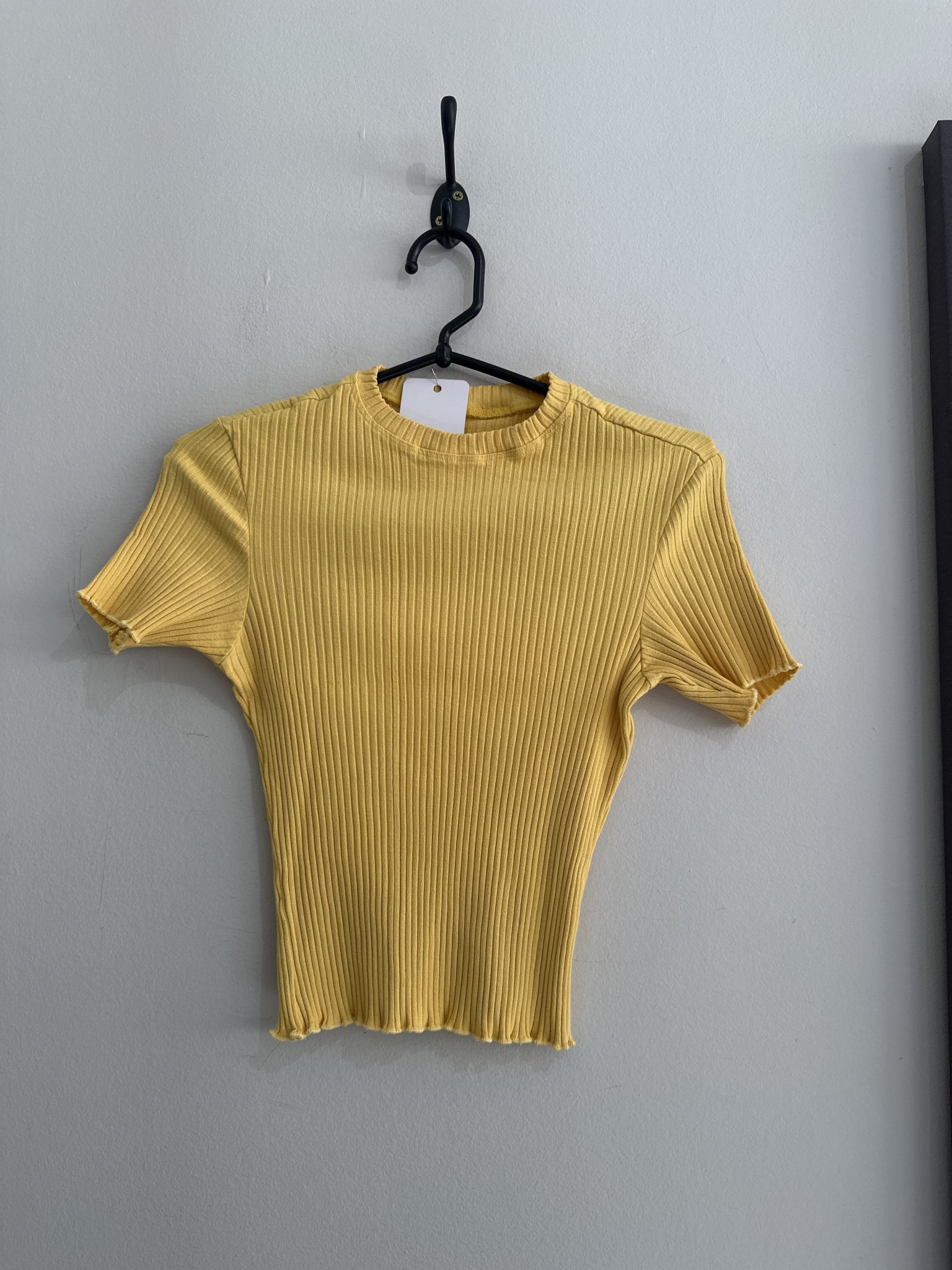 Blusa amarela m/curta canelada s/marca - PP