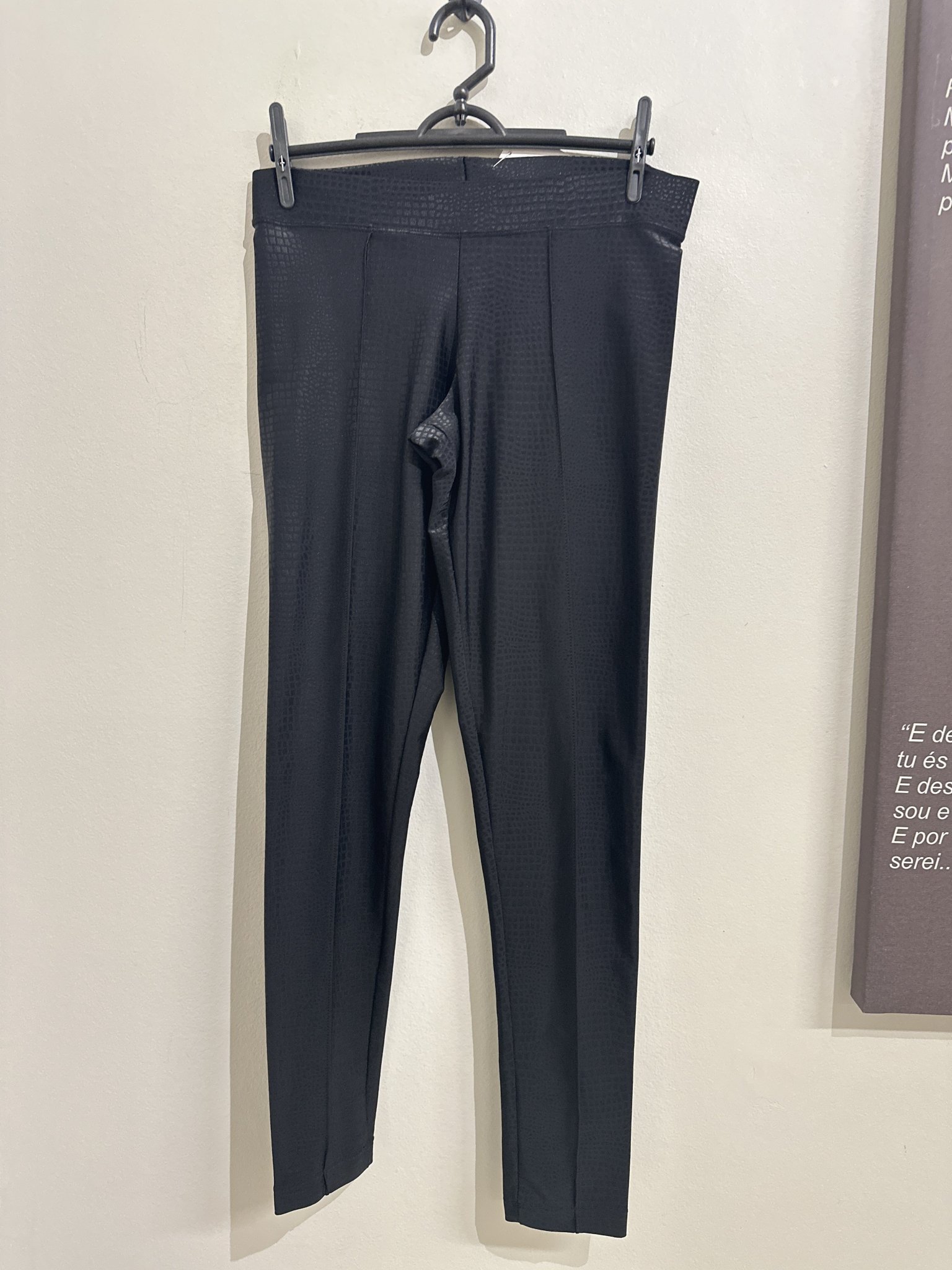 Calça legging longa preta croco Lupo - M