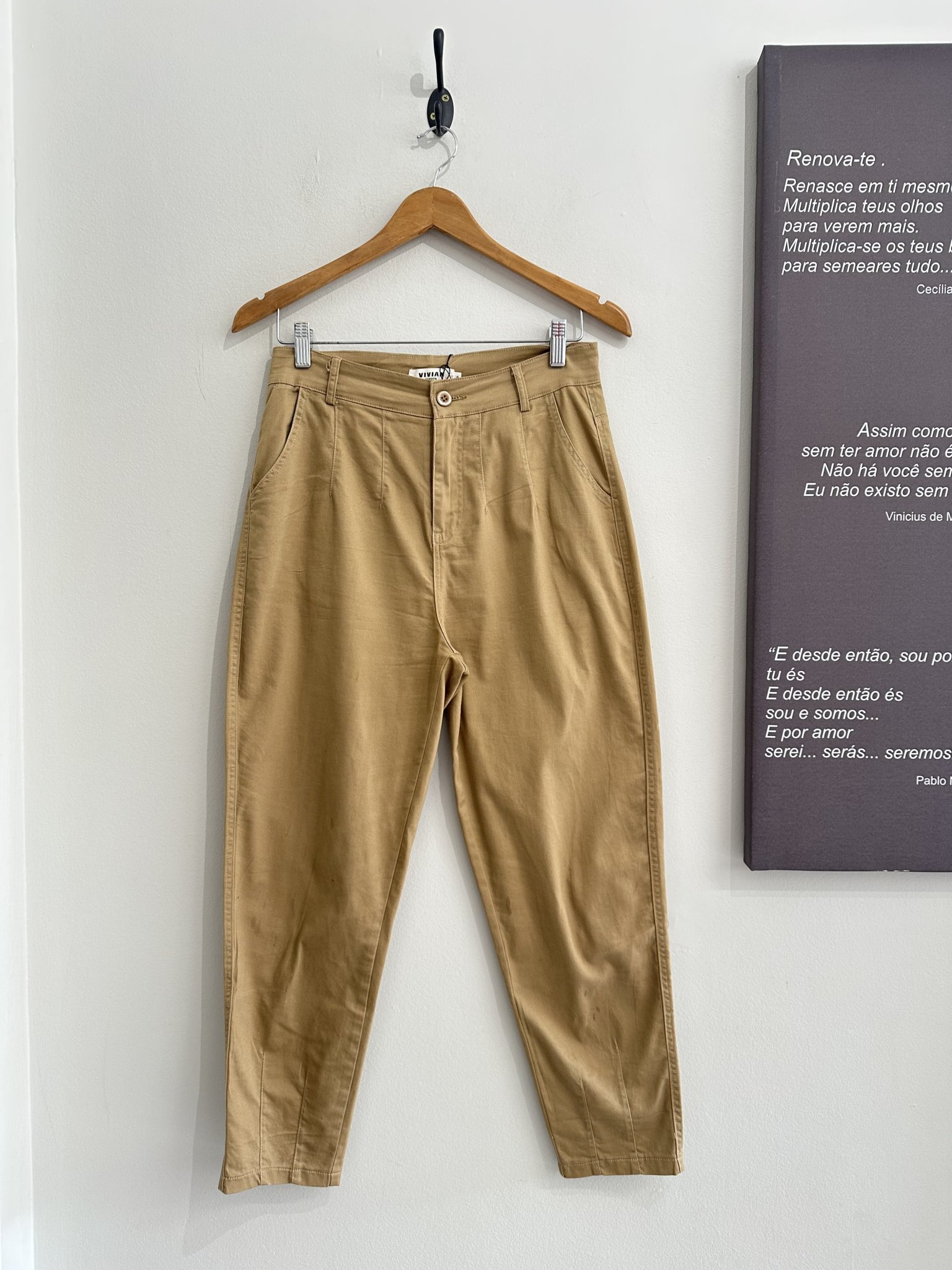 Calça mom bege Vivian - P