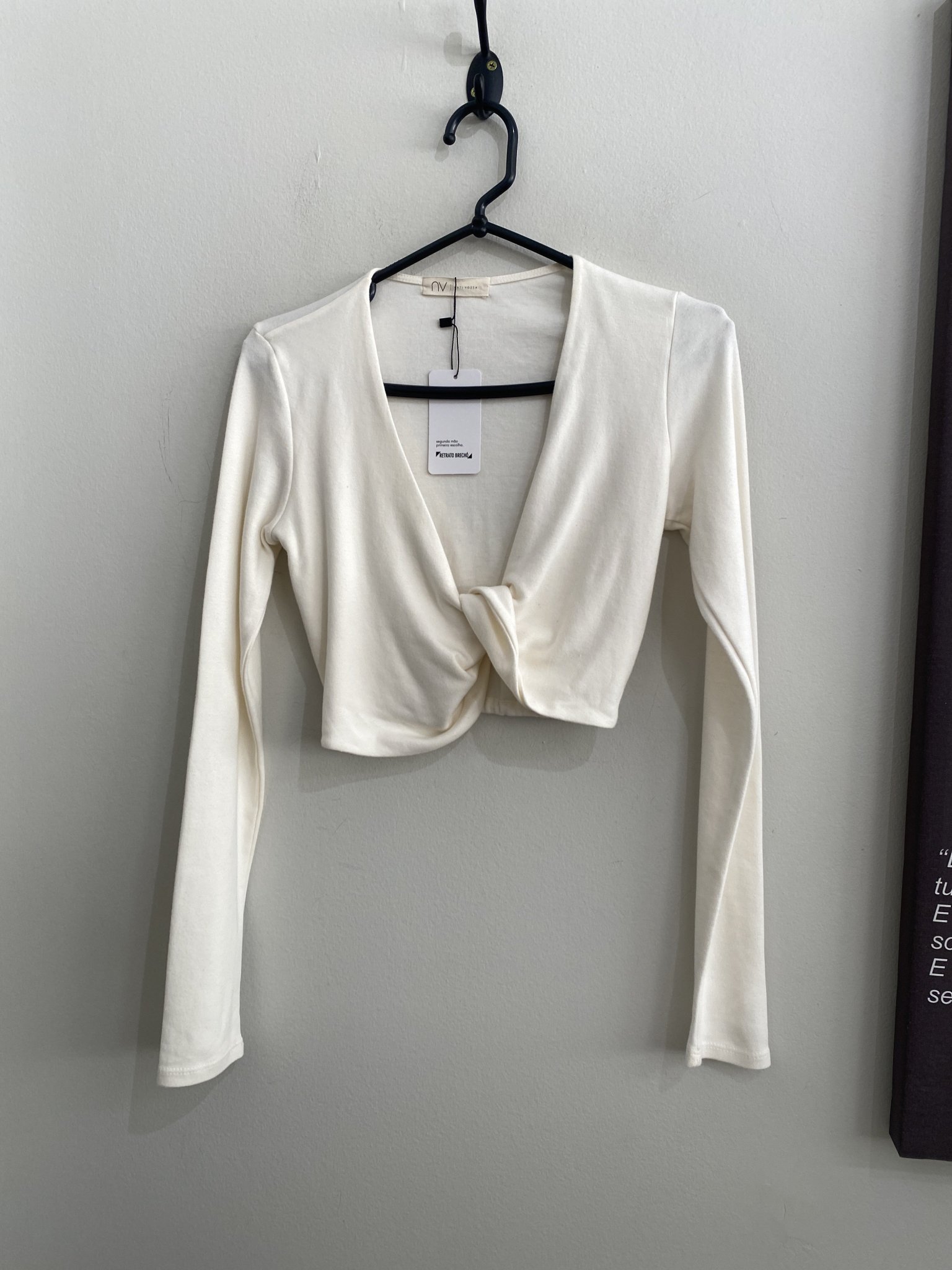 Cropped off white m/longa Nati Vozza - PP