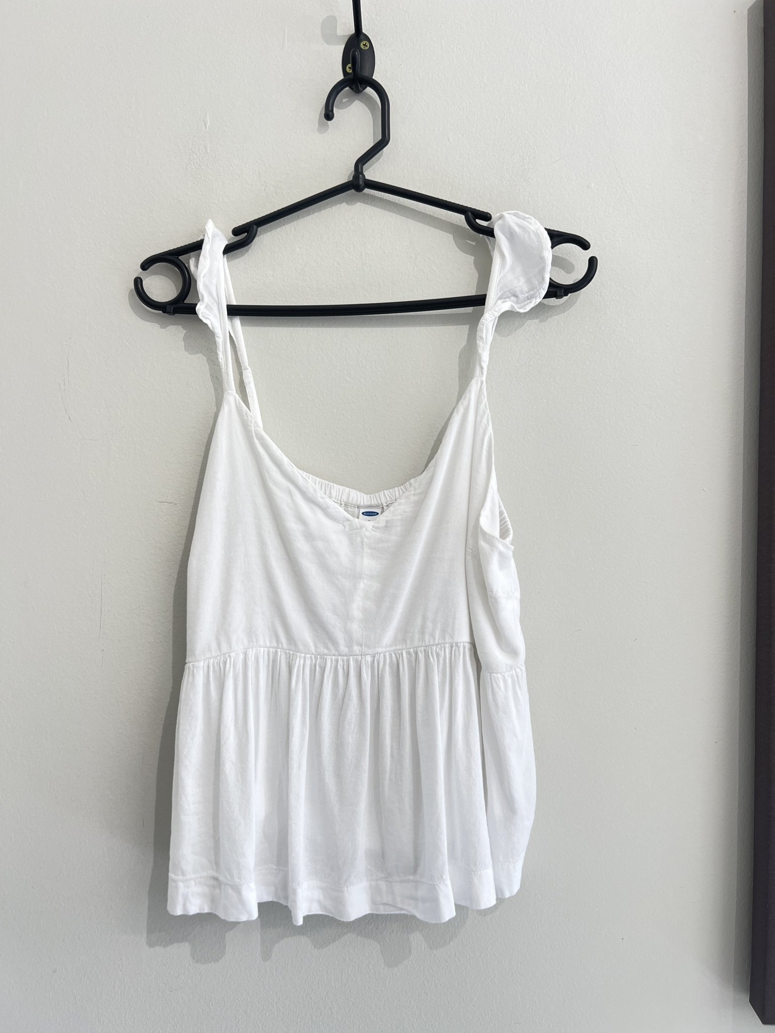 Blusa branca de alça c/babados Old Navy - M