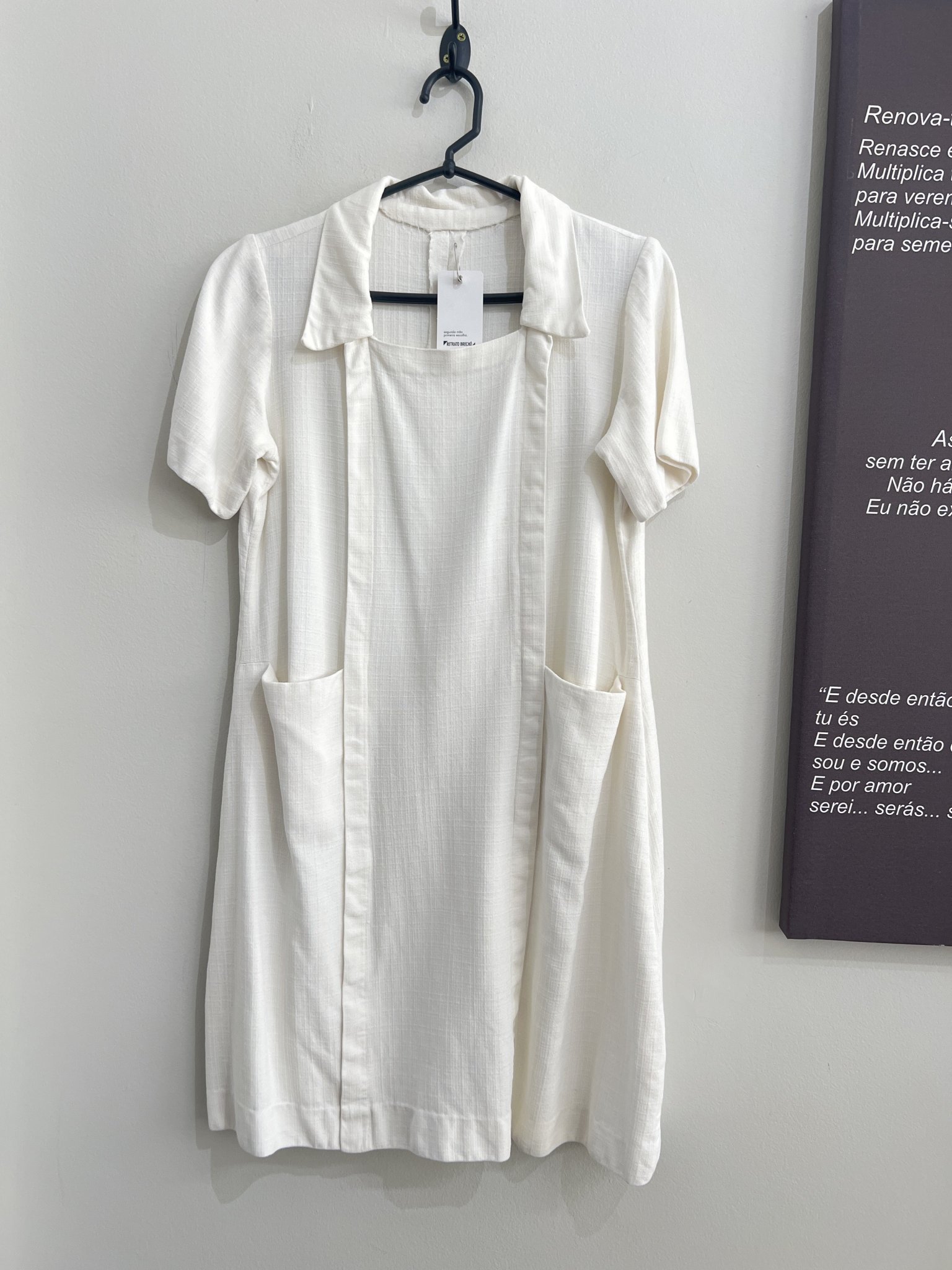 Vestido social branco m/curta vintage c/bolsos s/marca - M tamanho M - foto principal
