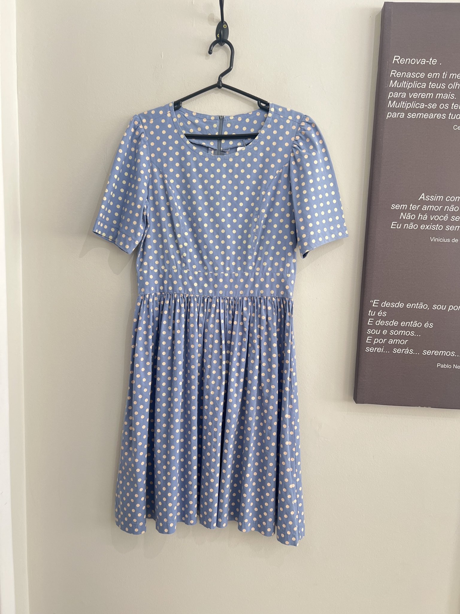 Vestido azul claro de poá manga 7/8 s/marca - M