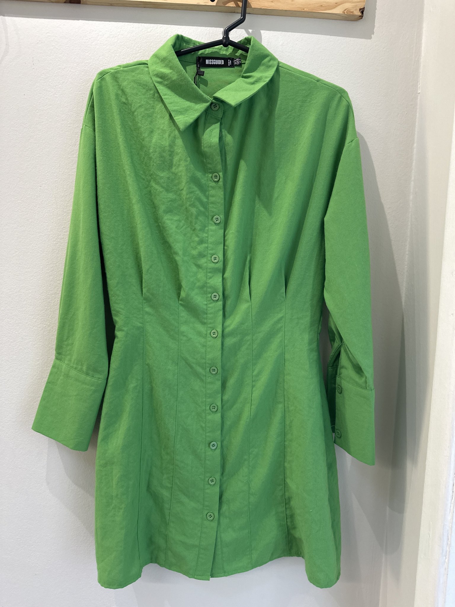 Vestido chemise verde bandeira m/longa Missguided - 36