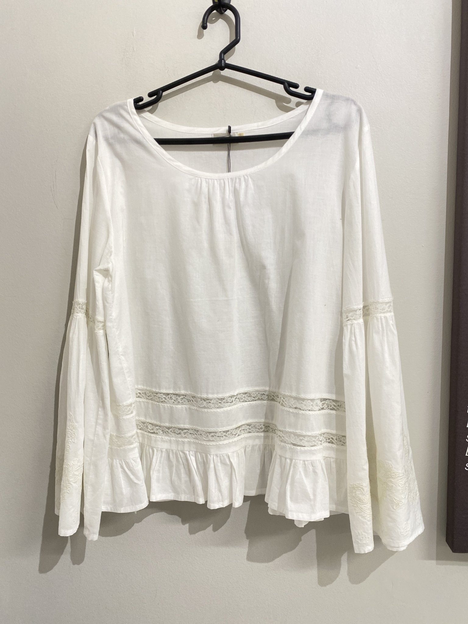 Blusa branca m/longa de algodão Tasha Polizzi- G