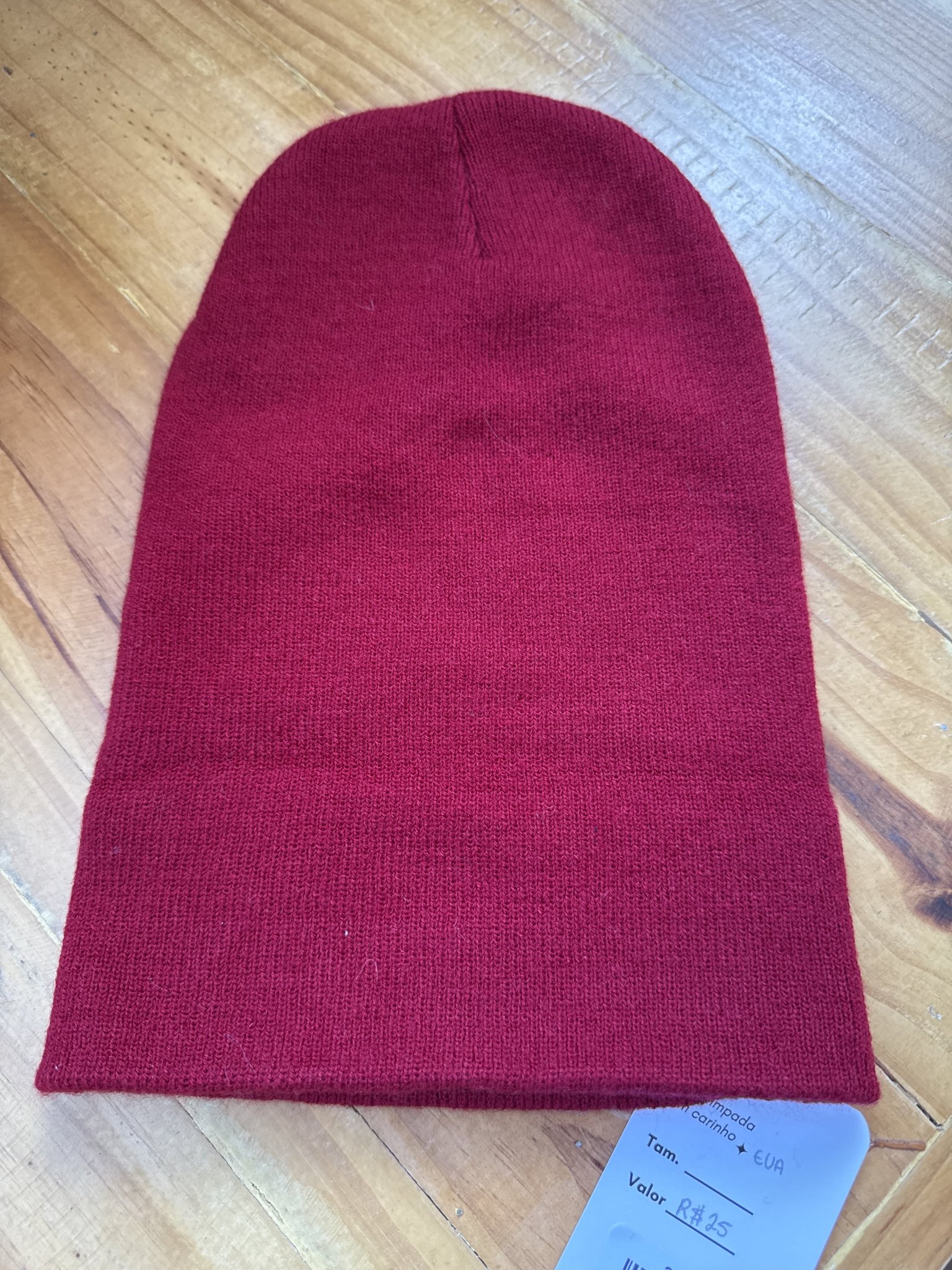 Touca vinho de tricot basica