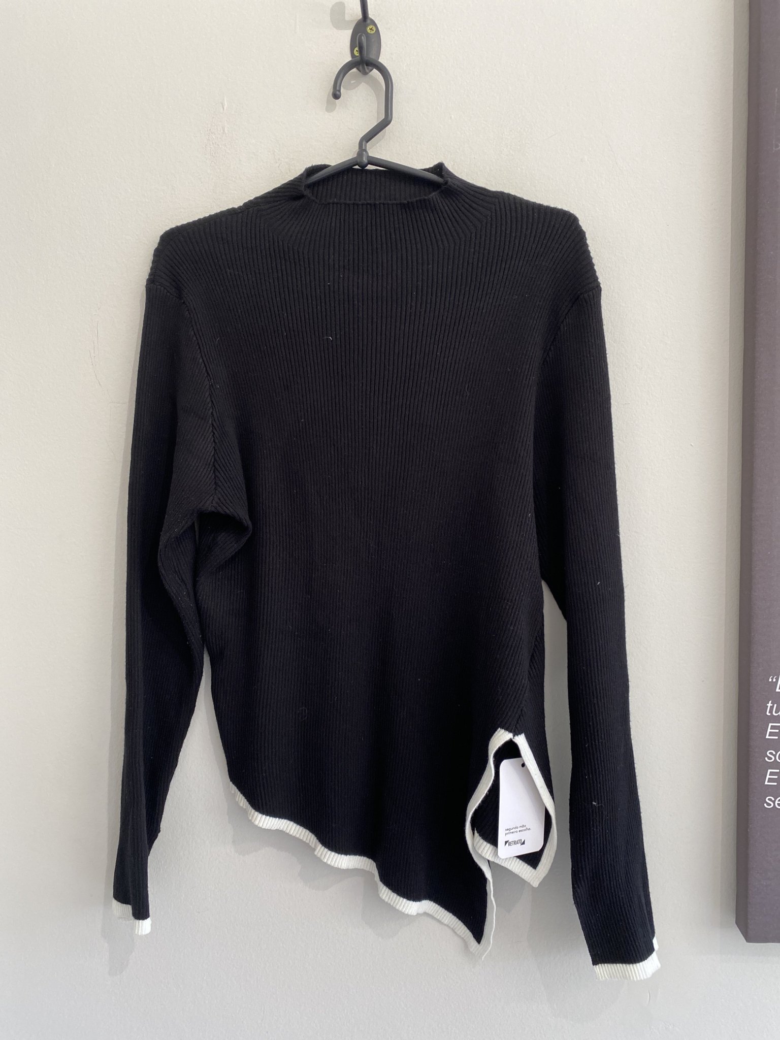 Blusa cacharrel preta assimétrica manga longa Krit Mix - GG Preto tamanho GG - foto principal