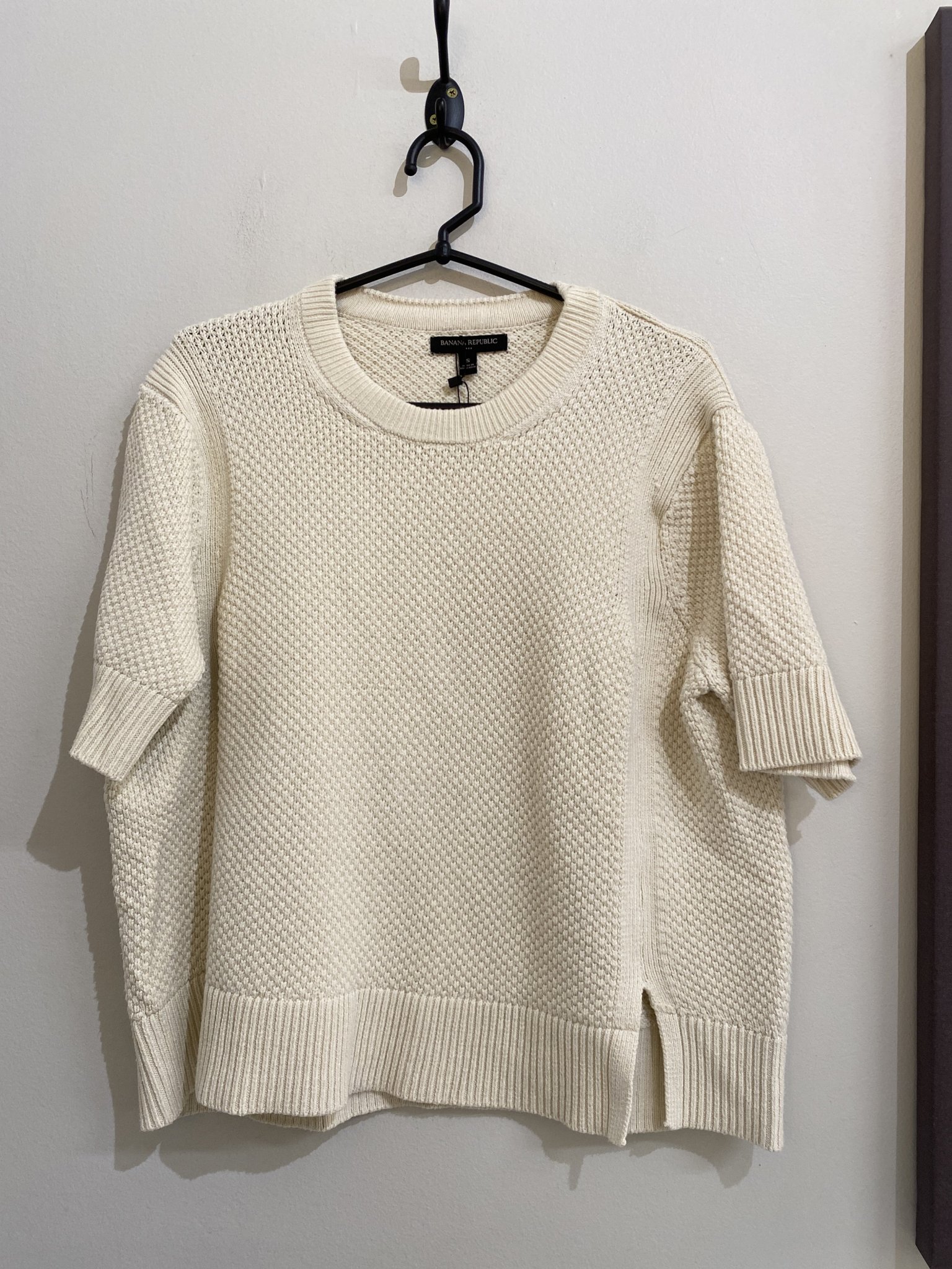 Blusa off white m/curta de tricot Banana Republic - P