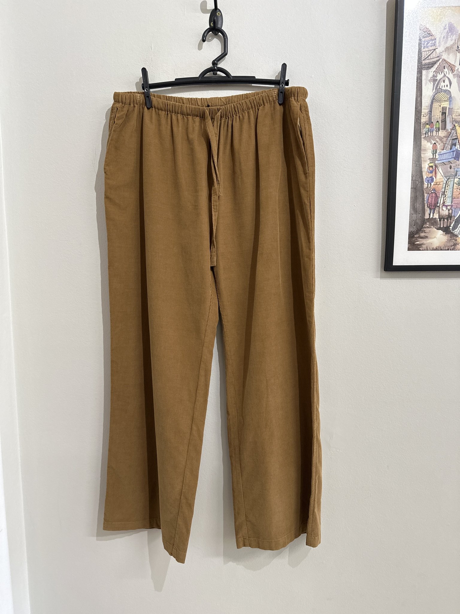 Calça pantalona camel de veludo cotelê de cintura regulavel Velvet Heart - GG