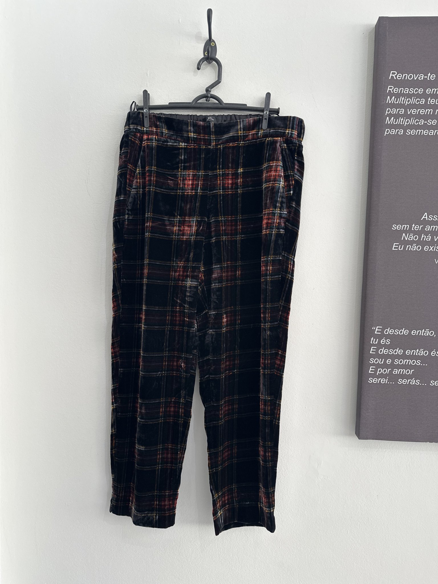 Calça preta xadrez colorido de veludo molhado J. Crew - 36