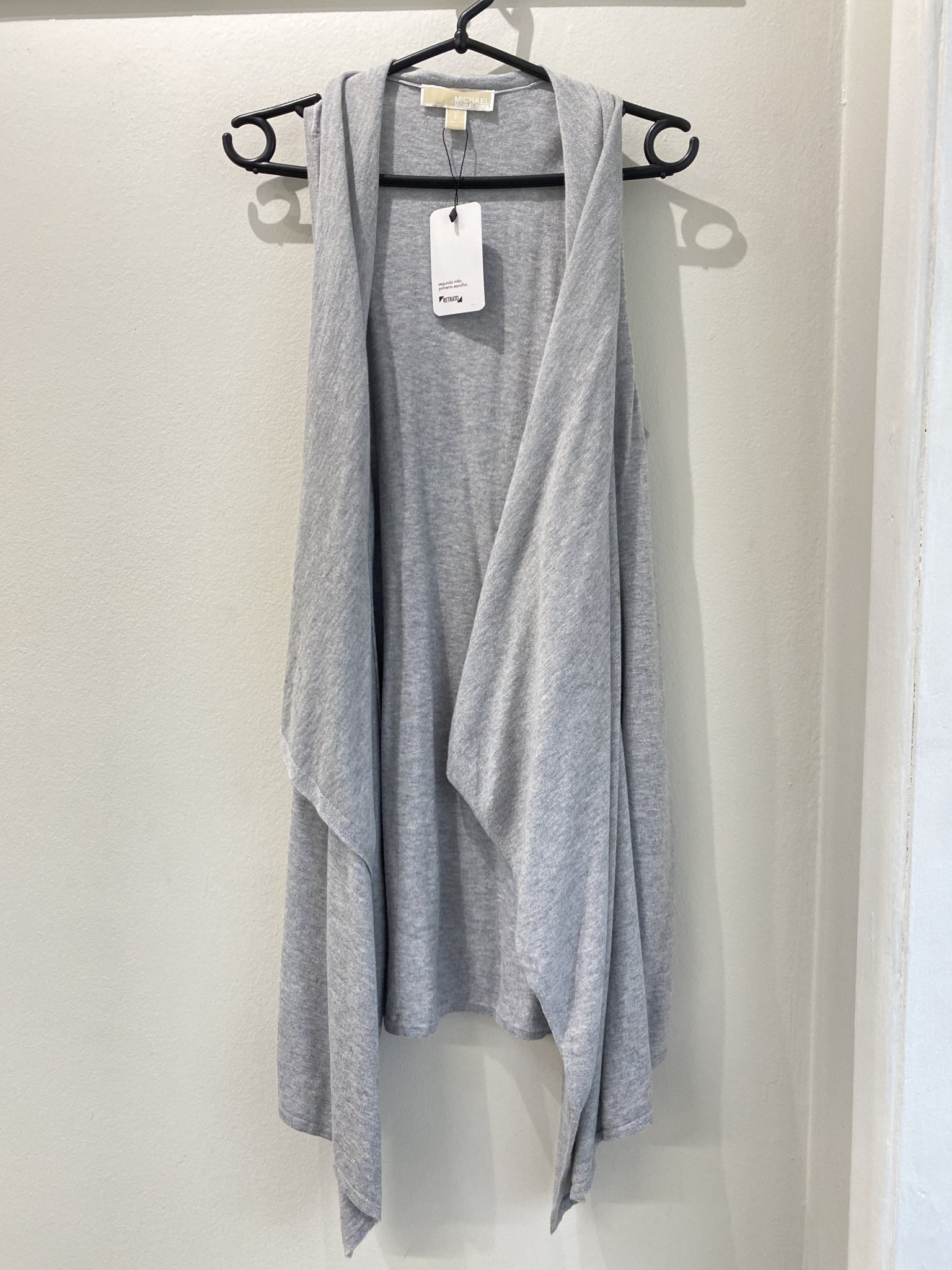 Cardigan cinza sem manga cinza de tricot Michael Kors - P