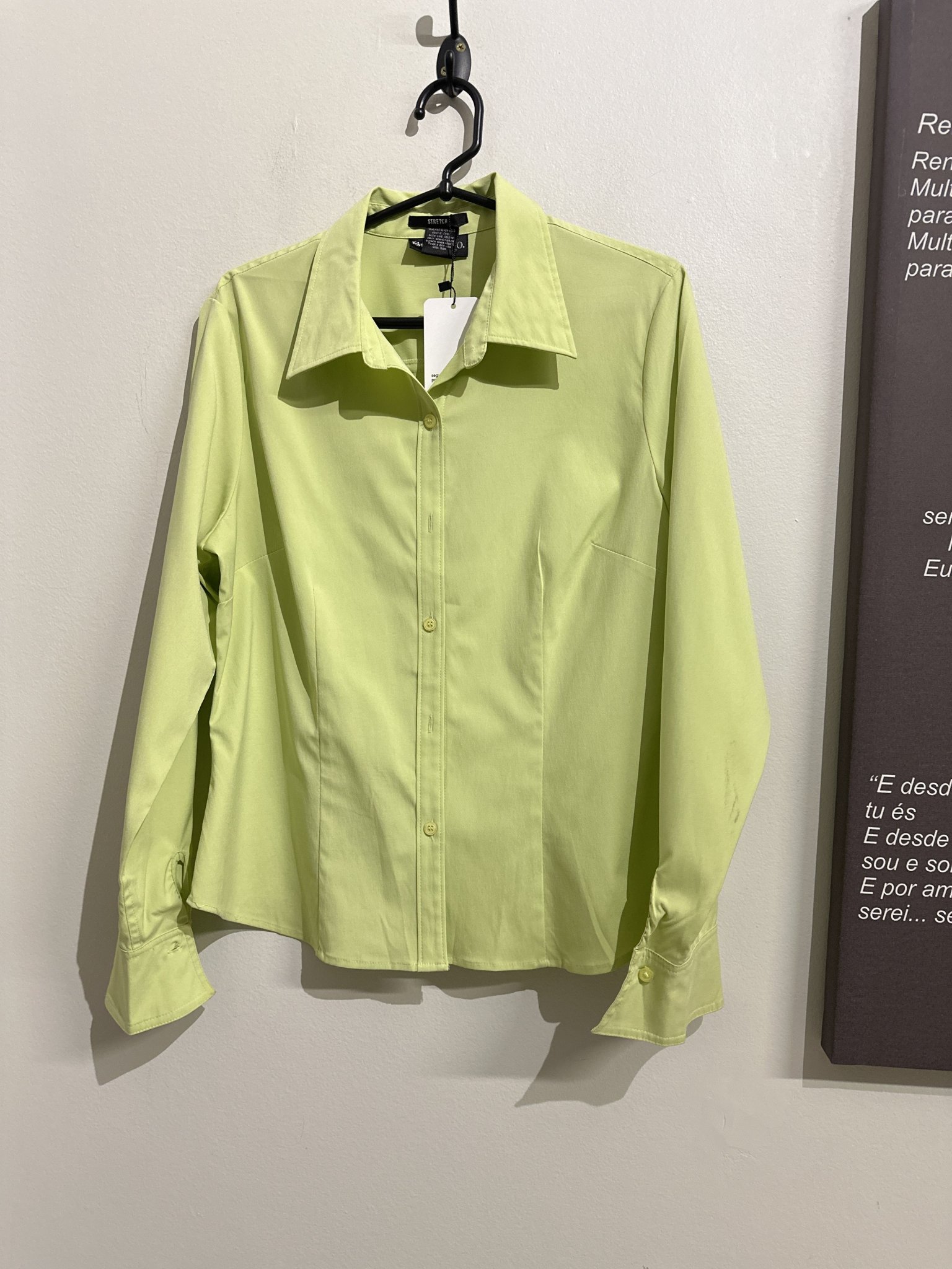 Camisa verde limão m/longa Style & Co - 42