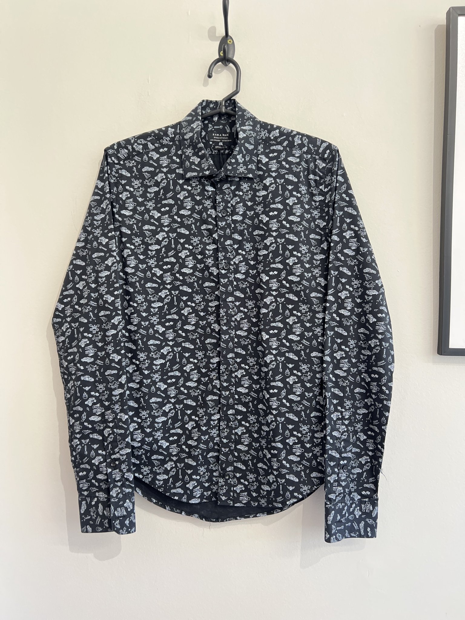 Camisa preta estampa strerch m/longa Zara - P