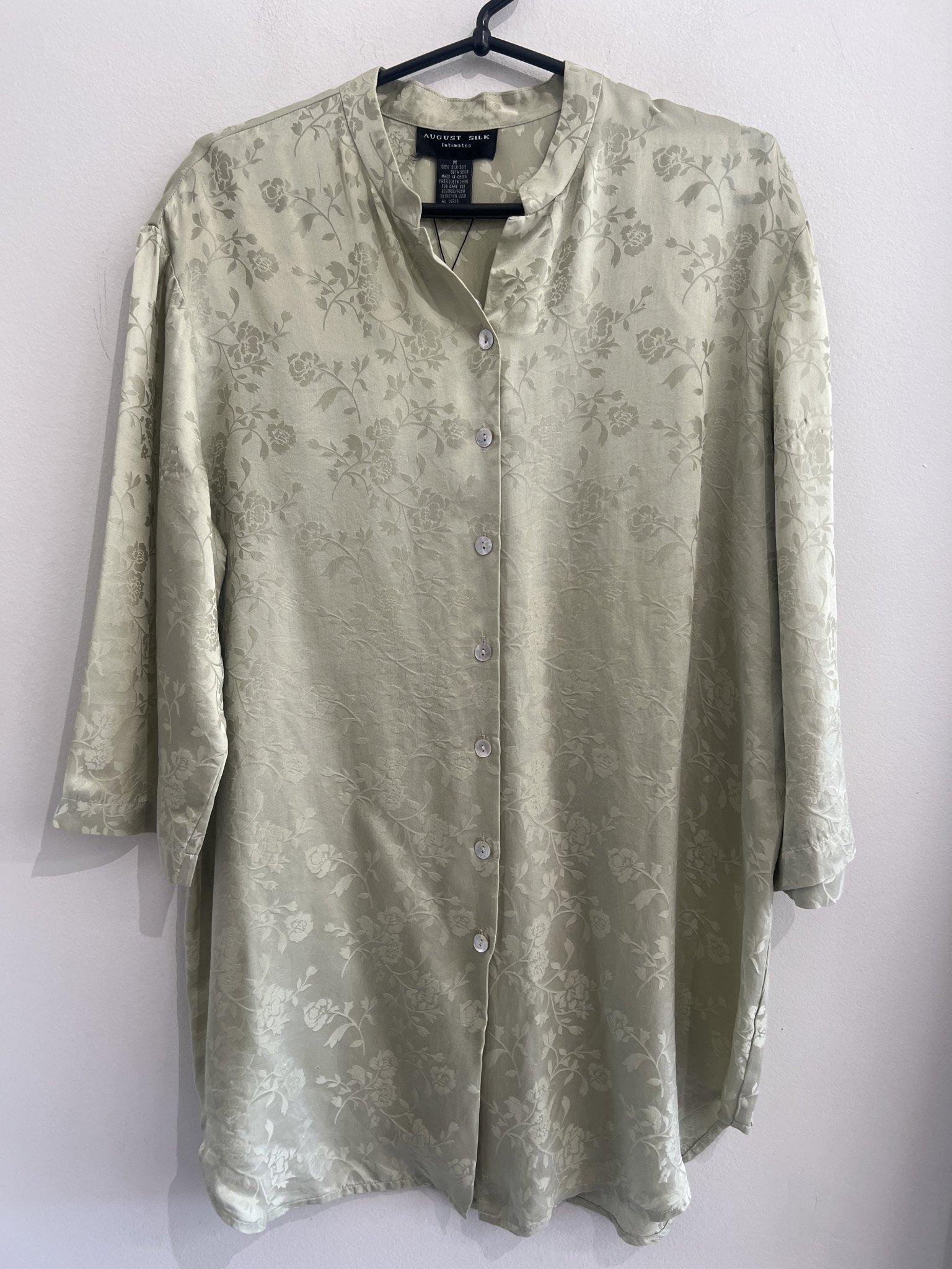 Camisa verde chá floral m/longa August Silk de seda - M