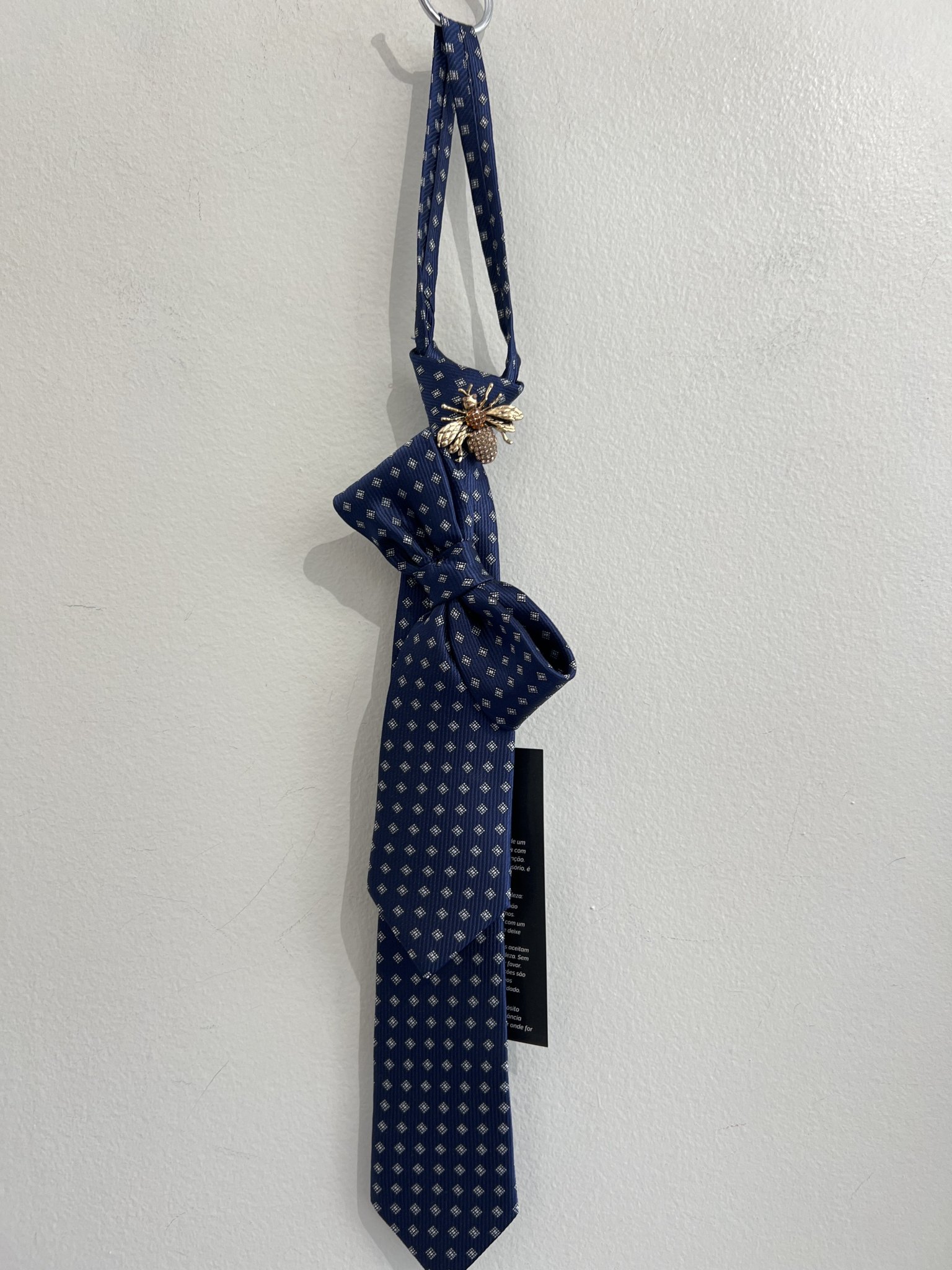 Gravata slim laço azul pontilhado