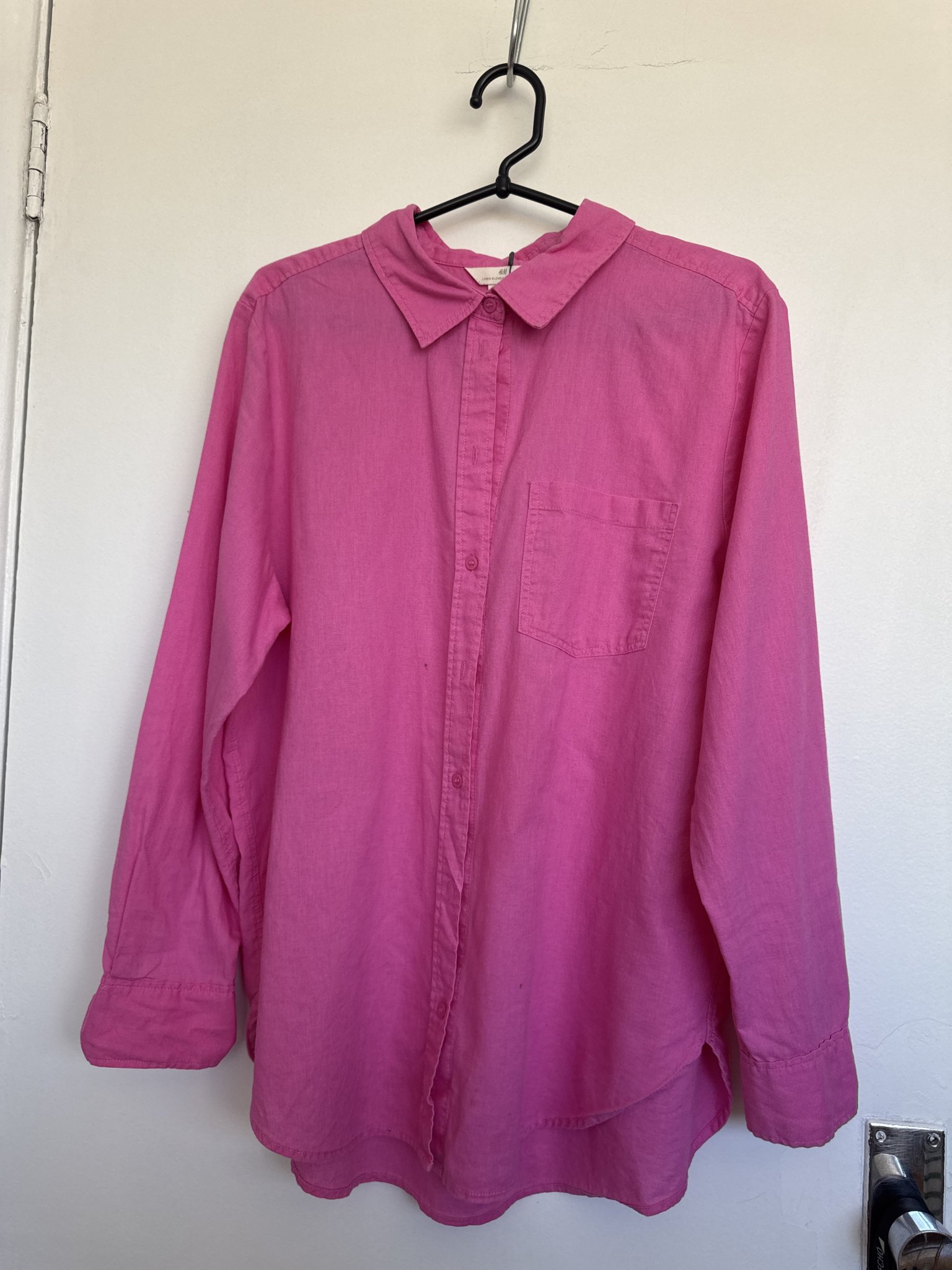 Camisa rosa chiclete m/longa H&M de linho e algodão - M