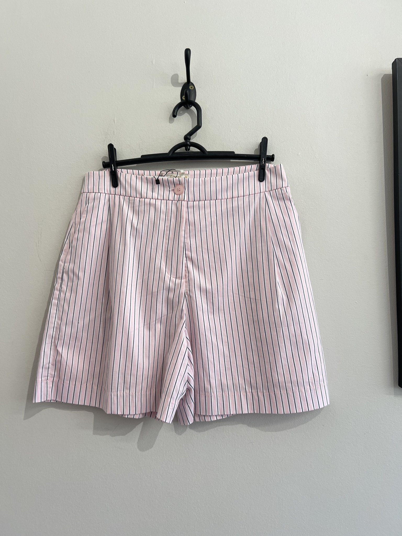 Short listrado rosa e branco Cocci - M