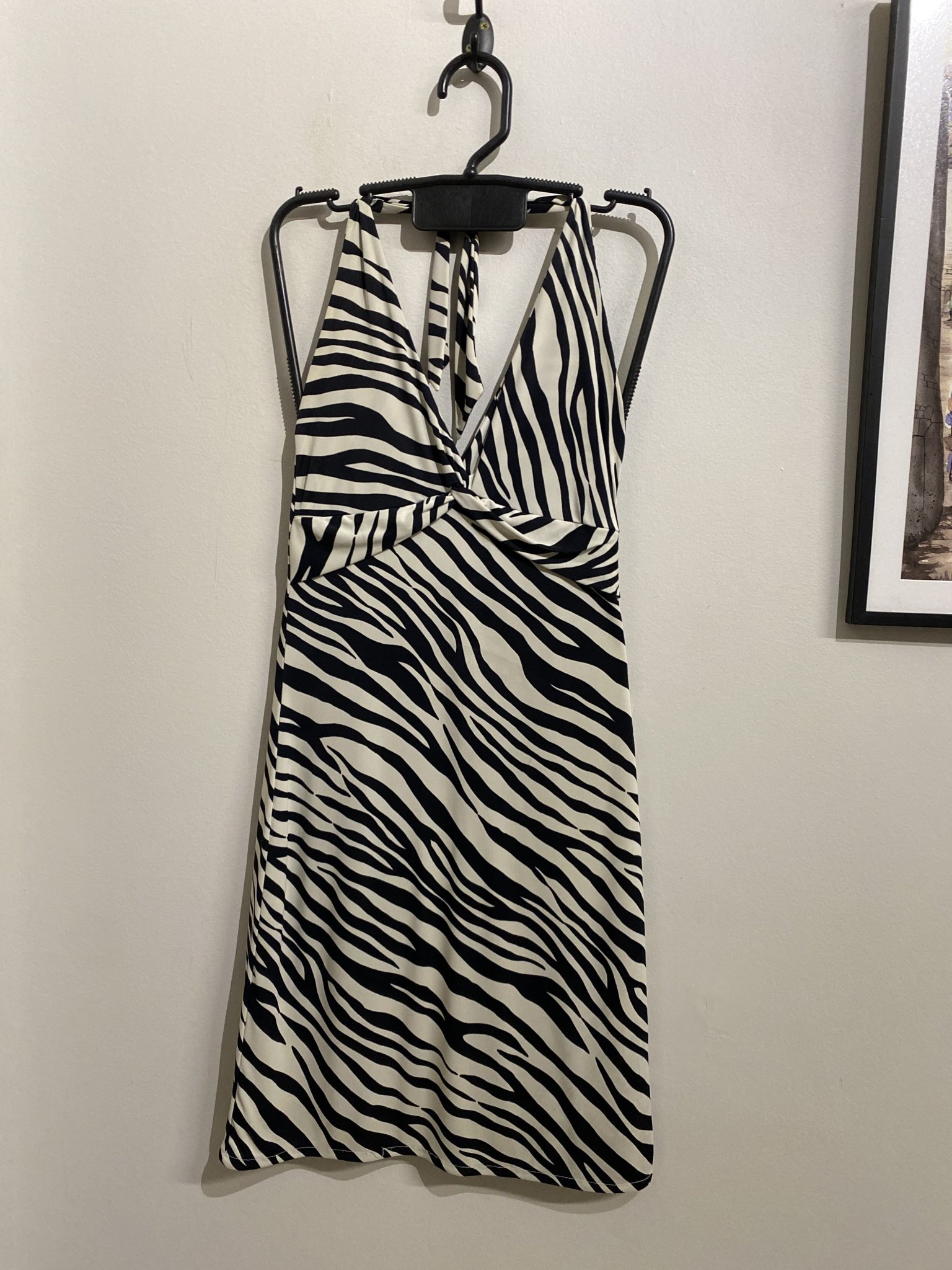 Vestido midi zebra P&B costa nua Le Lis Blanc - P