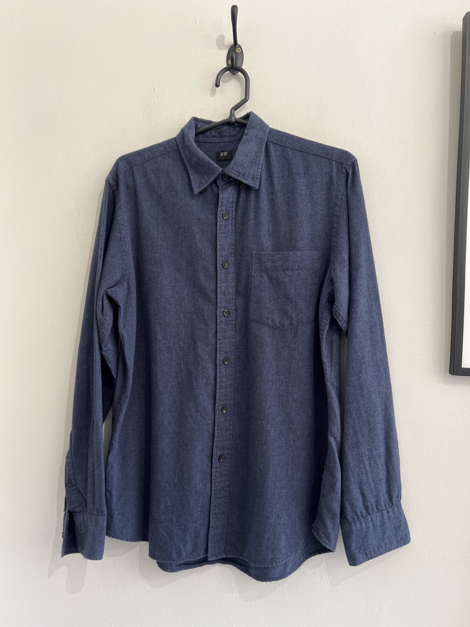 Camisa azul marinho m/longa UniQlo de algodão  - P