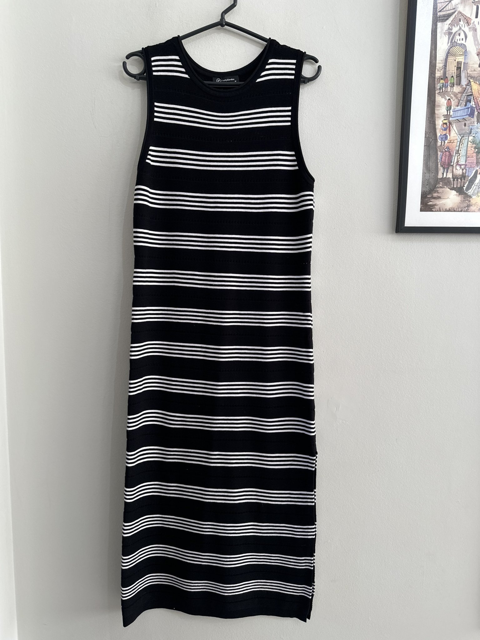 Vestido longo listrado P&B s/manga Pretty Garden de tricot - M
