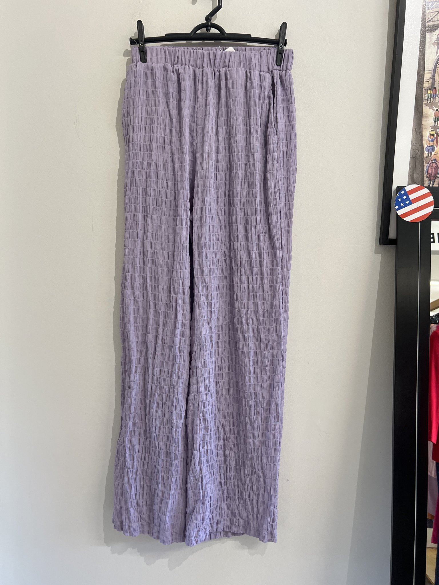 Calça pantalona lavanda texturizada s/marca de cintura regulavel - P