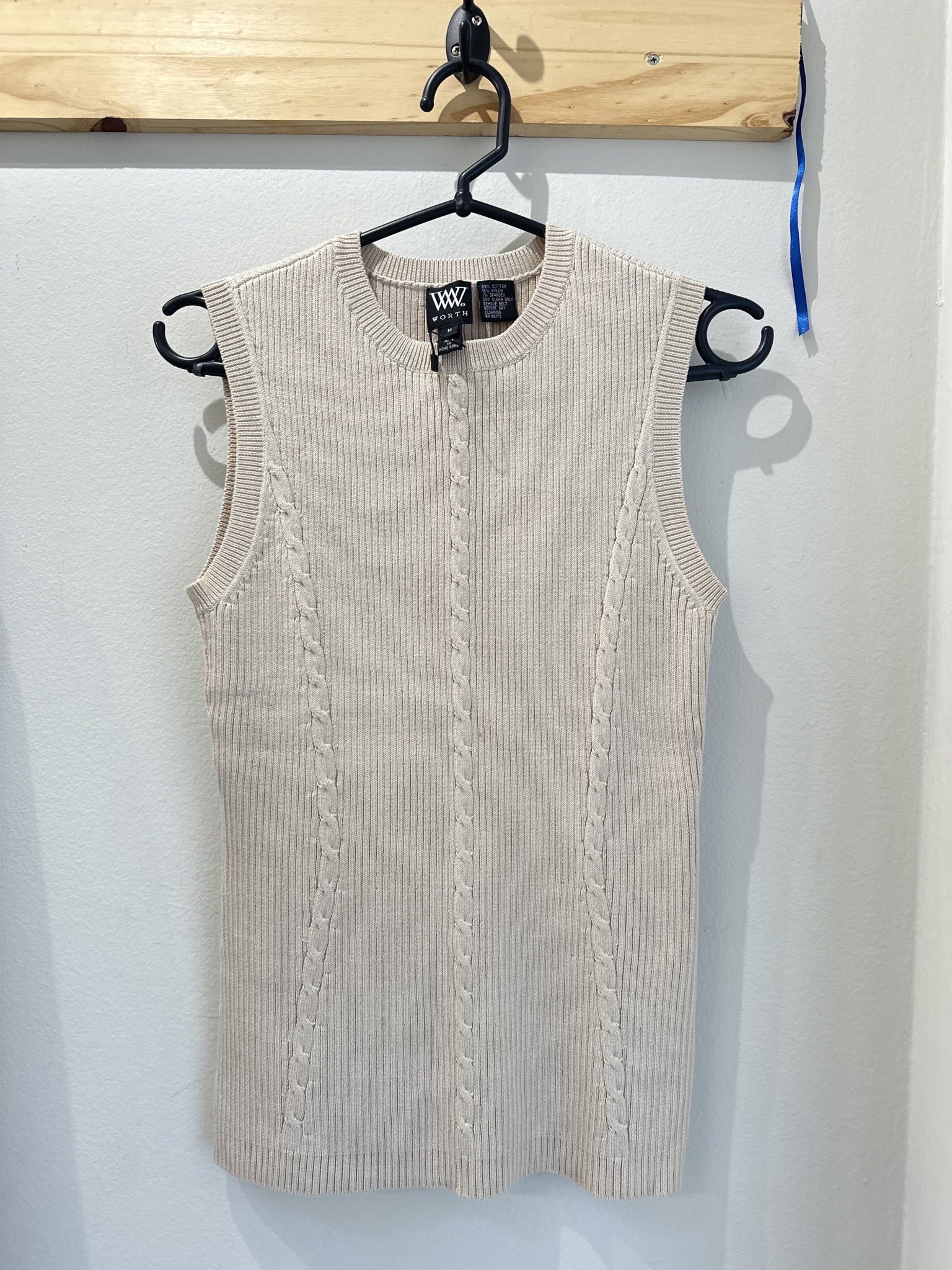 Blusa creme de tricot canelado s/manga Worth - M