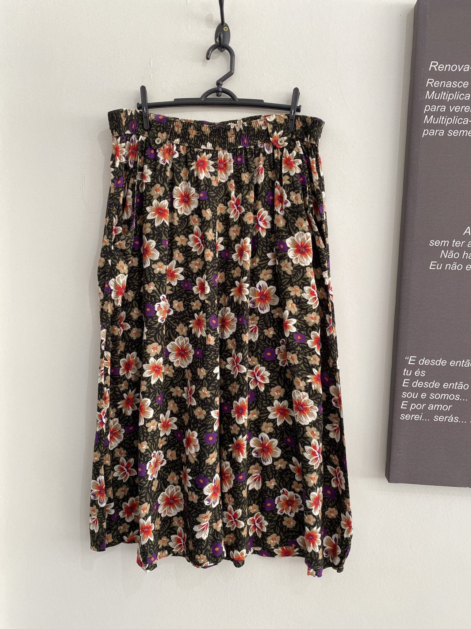 Saia midi floral Elisabeth Liz Claiborne de viscose - 46