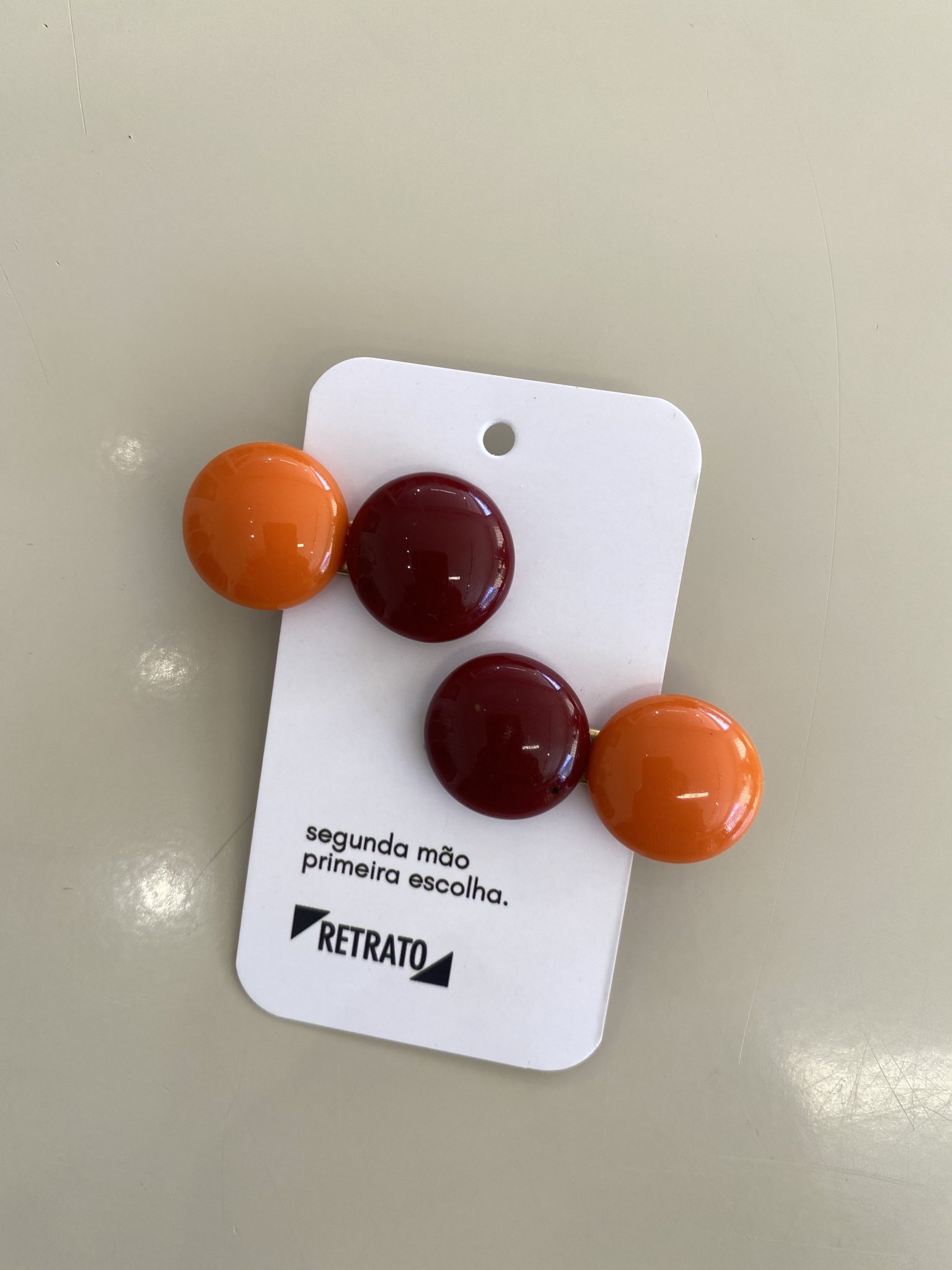 Kit de pressilhas bolas vinho e laranja 2 unidades Malu - foto principal