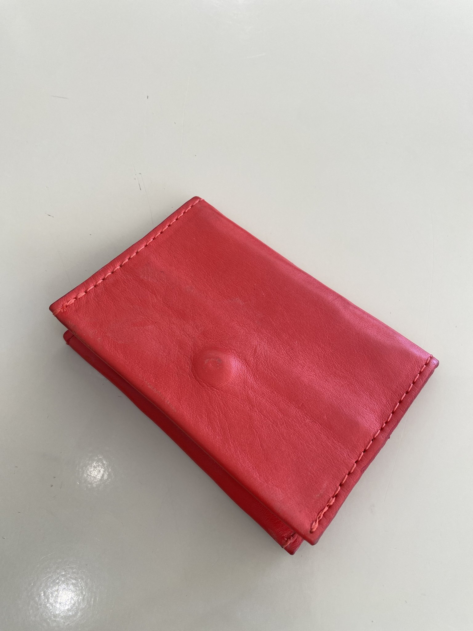 Carteira vermelha básica de couro Vermelho - foto principal