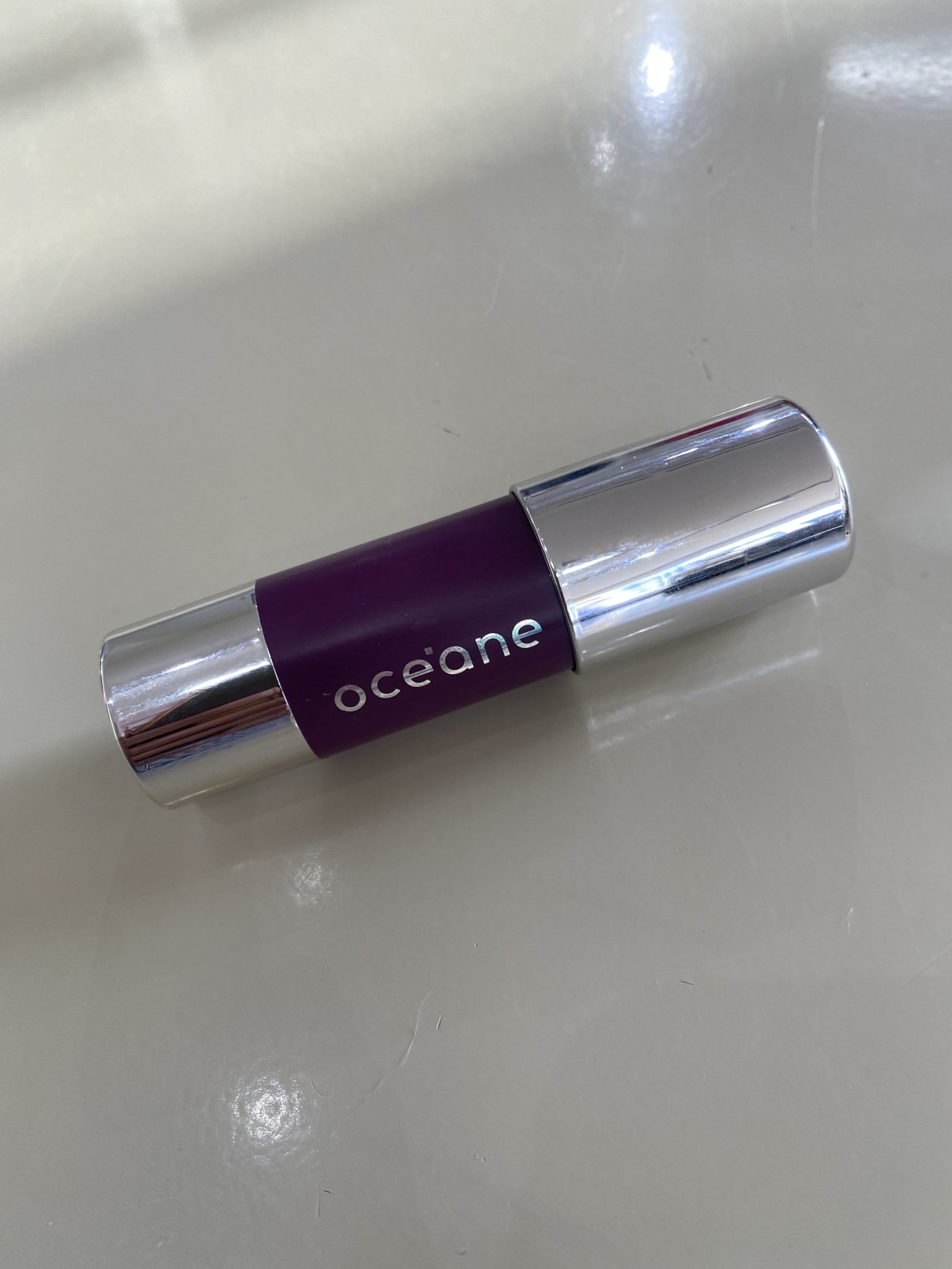 Contono e blush stick purple da Oceane - toasted roxo - foto principal