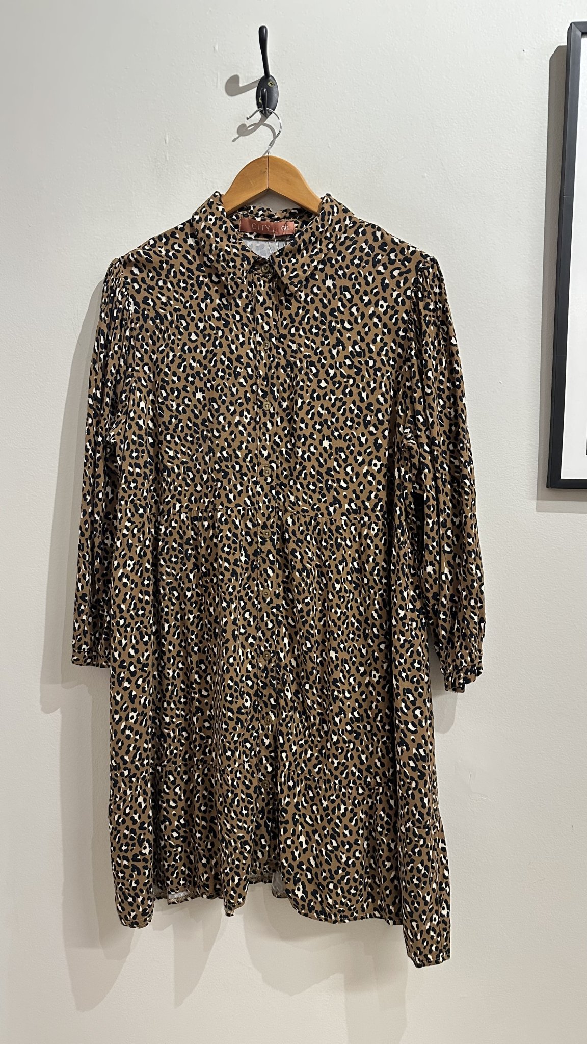 Vestido animal print onça de botões m/longa City - GG tamanho GG - foto principal