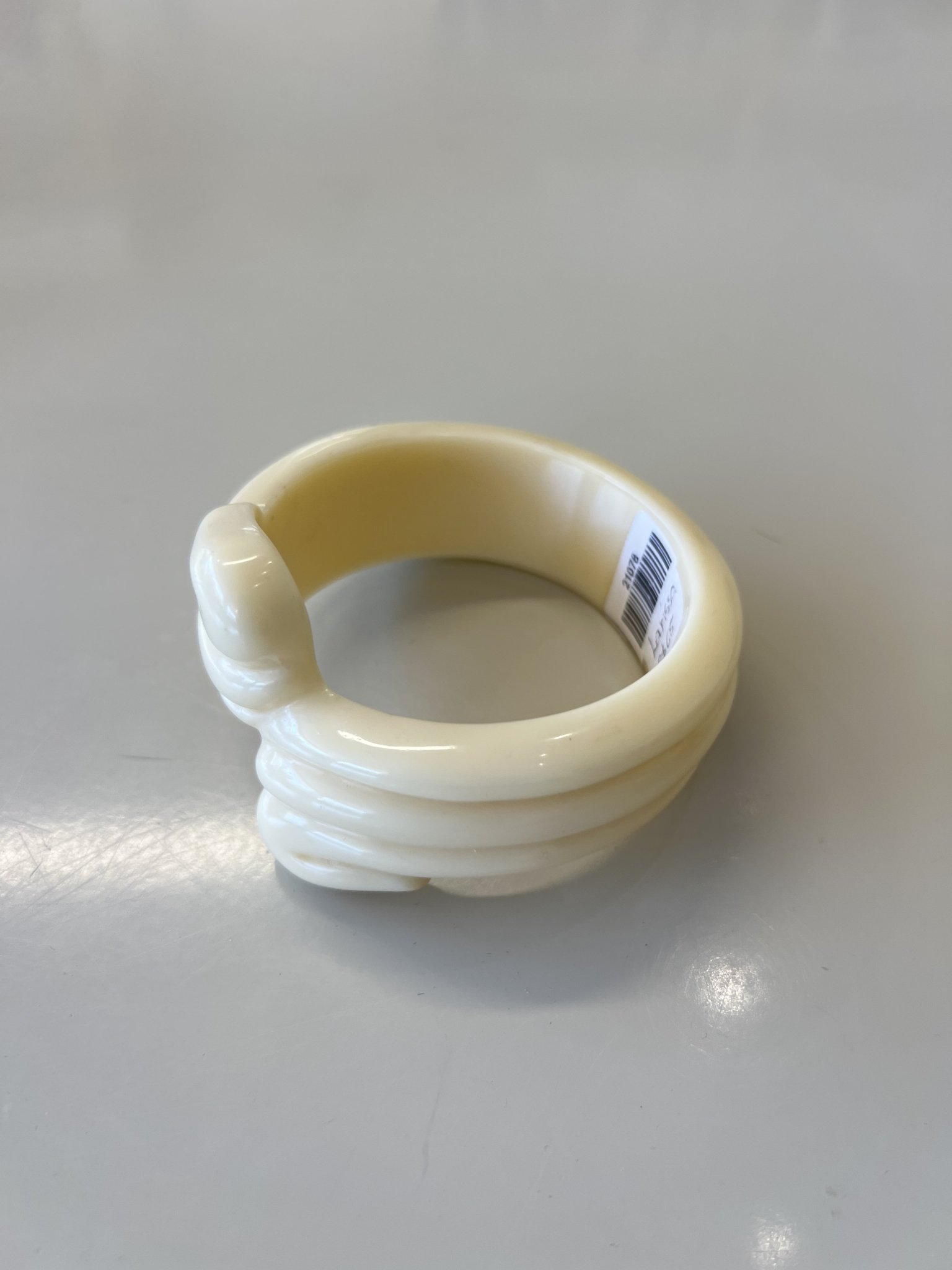 Pulseira creme acrílico rendondo de 3 camadas Larissa Bege - foto principal
