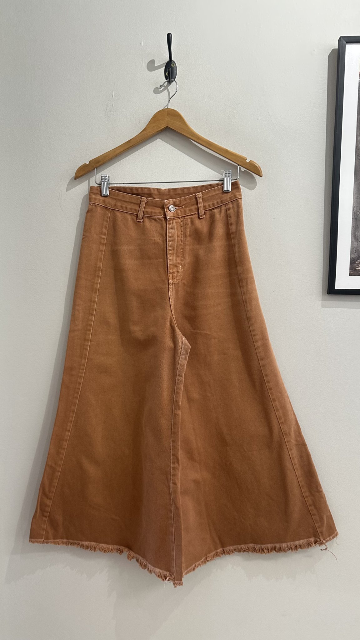 Calça jeans pantalona caramelo Farm - 40 marrom tamanho 40 - foto principal