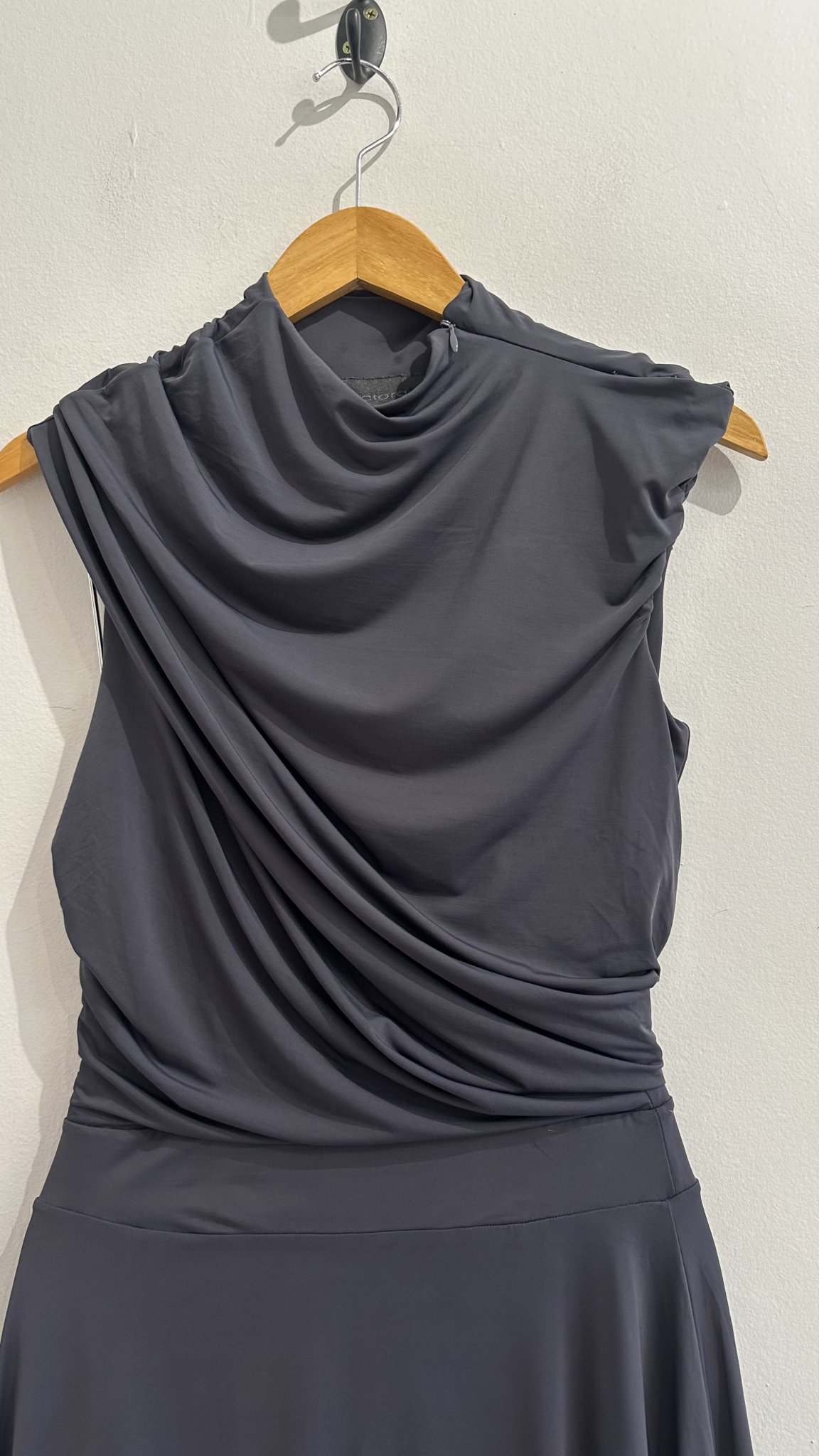 Vestido chumbo de malha fria Victor Dzenk - G tamanho G - vista adicional 2
