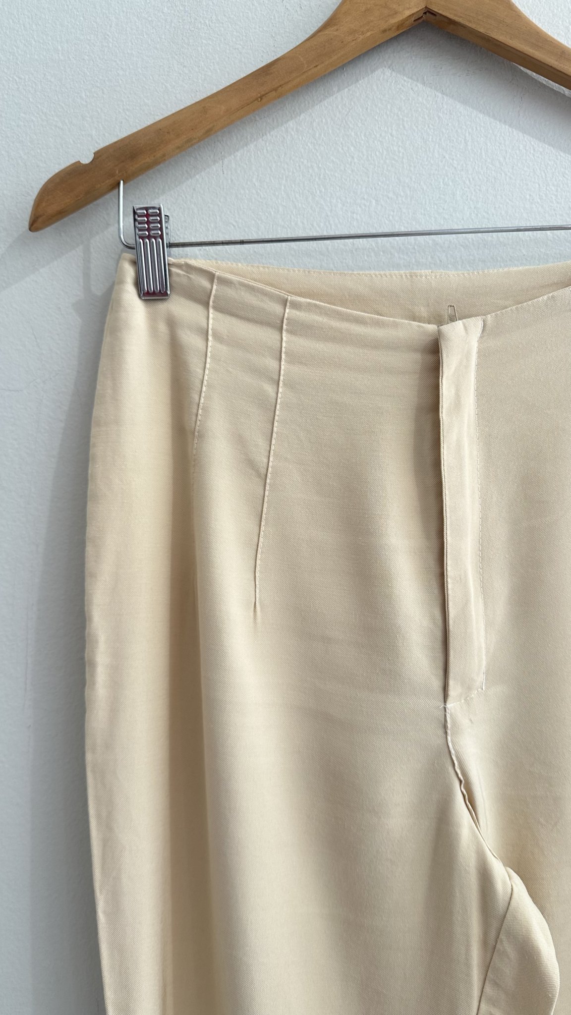 Calça social creme de viscose e poliéster Blessing - P tamanho P - vista adicional 2