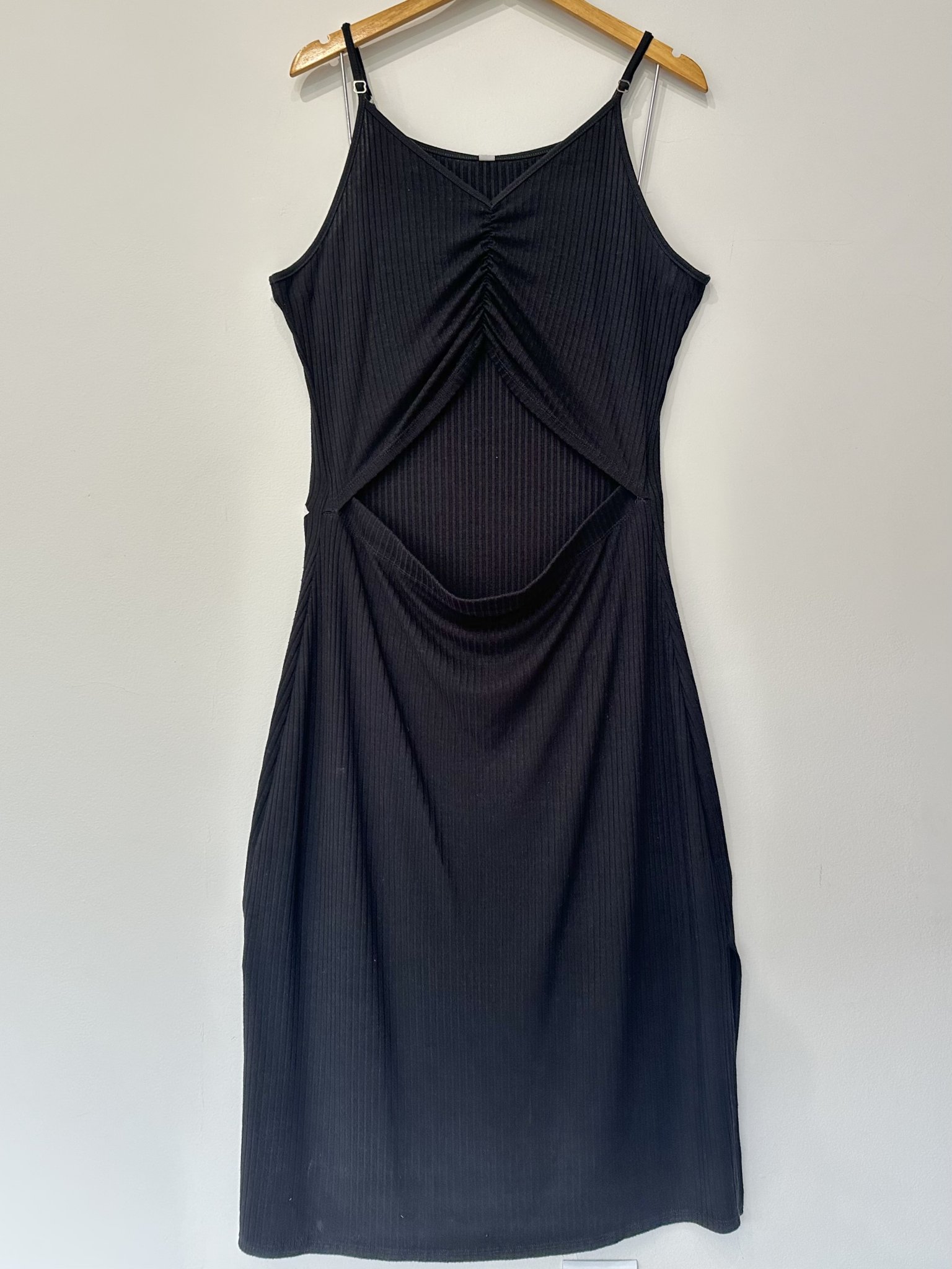 Vestido longo preto canelado de alcinha c/recortes Bluesteel - GG tamanho GG - foto principal