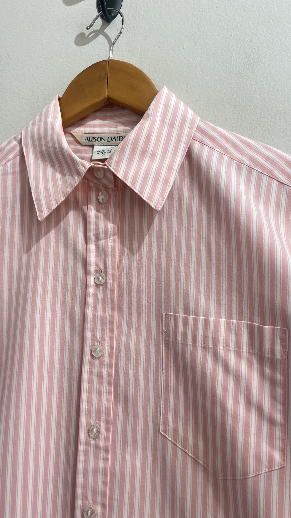 Camisa curta listrada branca e rosa m/longa Allison Daley de algodão - 38/40 branco, rosa tamanho 38/40 - vista adicional 2