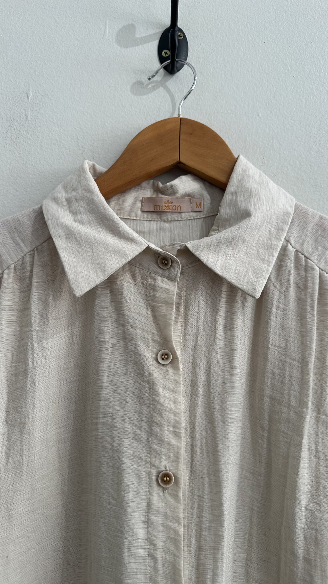 Blusa creme m/curta Mixon - M tamanho M - vista adicional 3