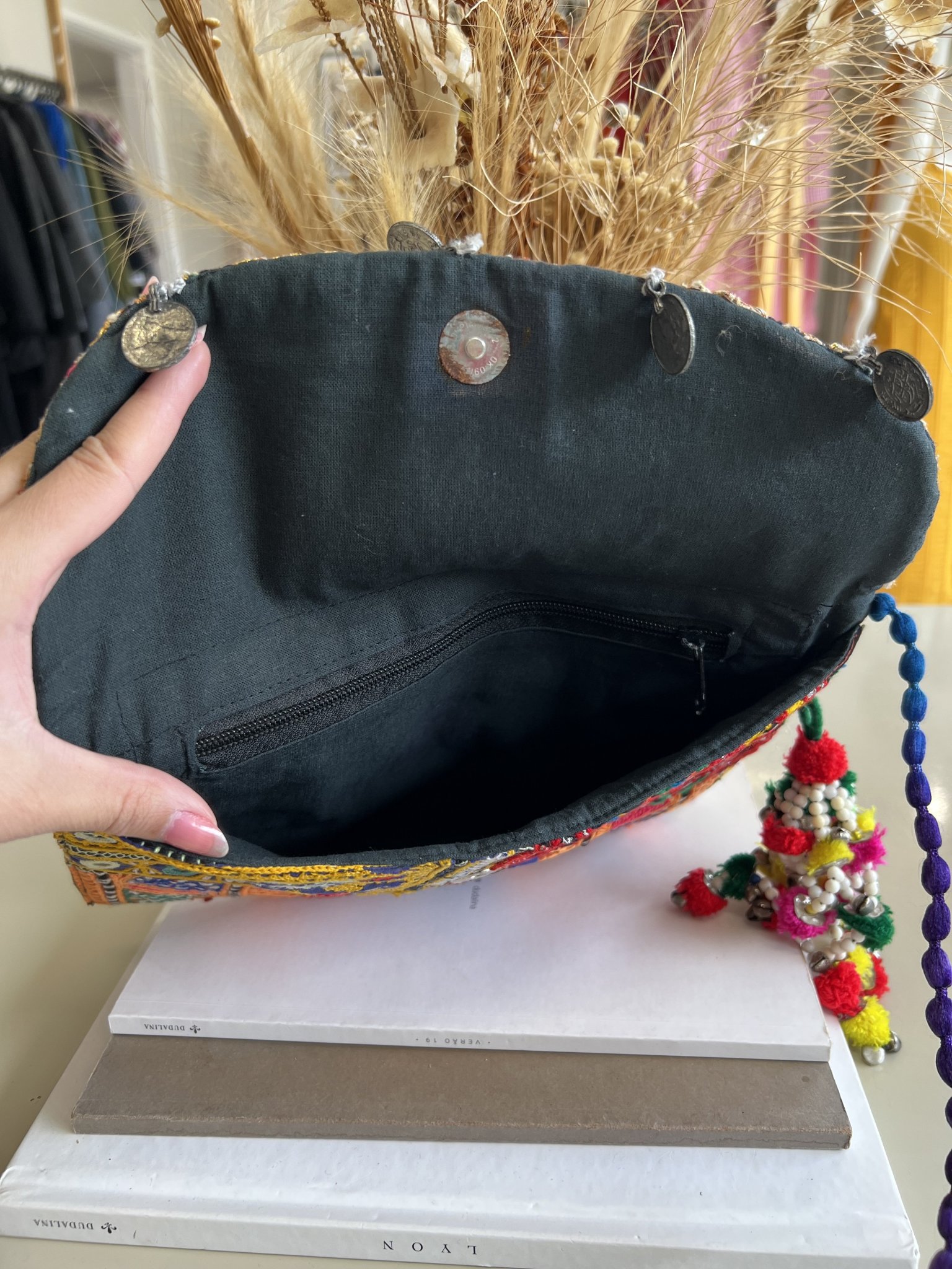Bolsa tiracolo artesanal etcnica - vista adicional 4