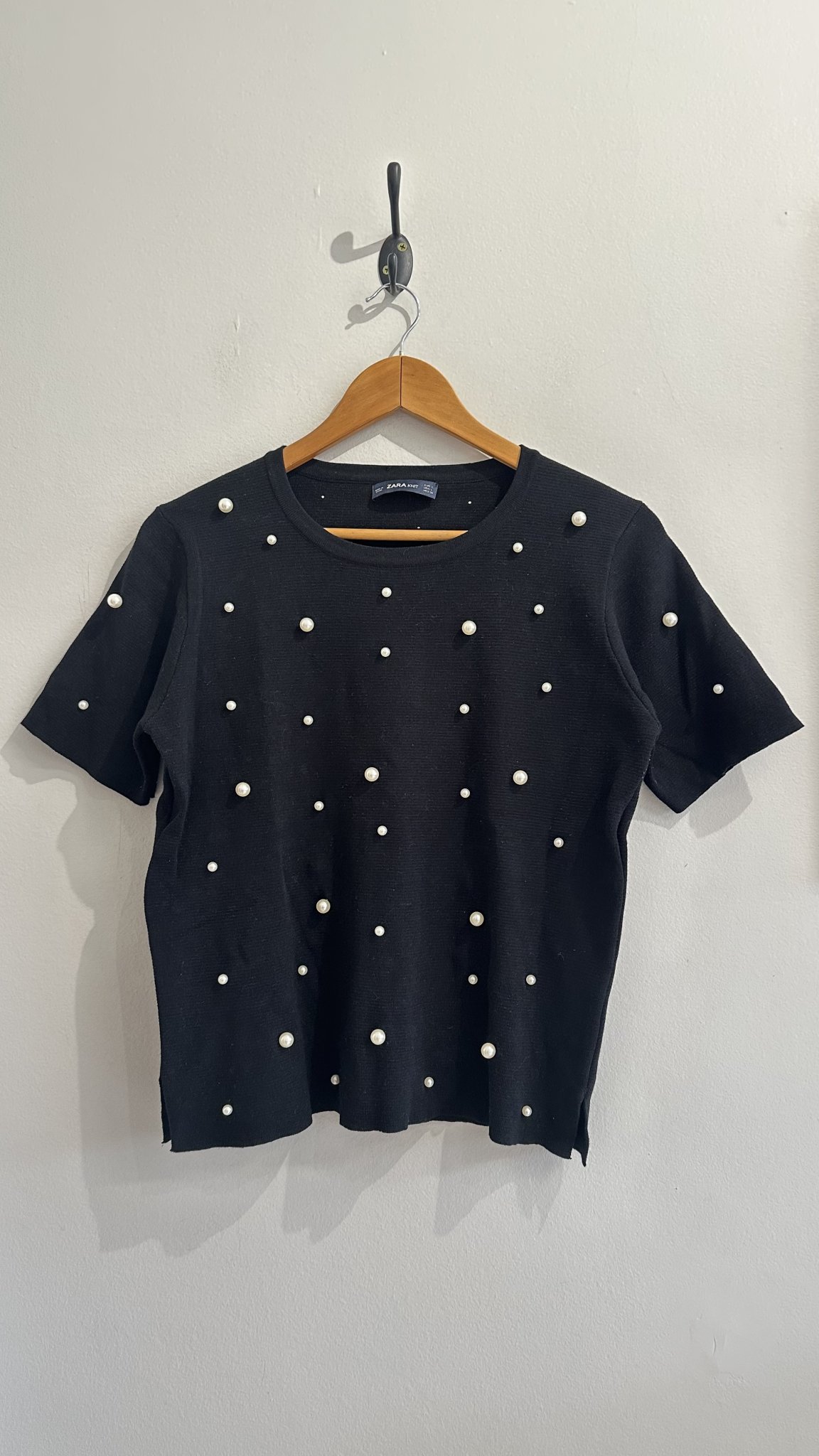 Blusa preta de tricô c/ aplicações de pérolas Zara - G preto tamanho G - foto principal