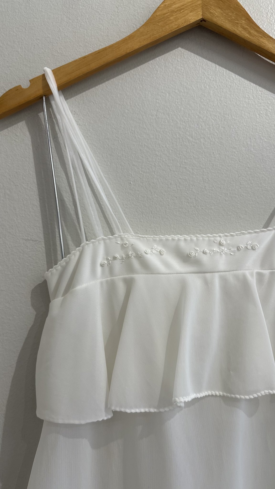 Camisola branca de alcinha Lucania vintage - P branco tamanho P - vista adicional 2
