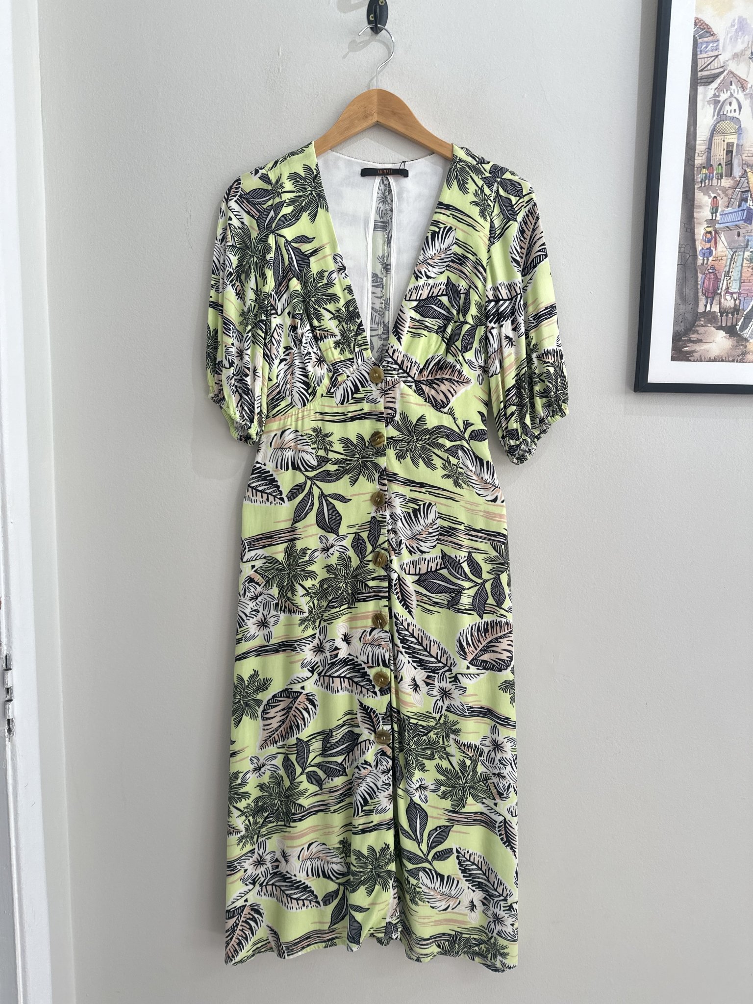 Vestido verde estampado Animale midi decote V - foto principal