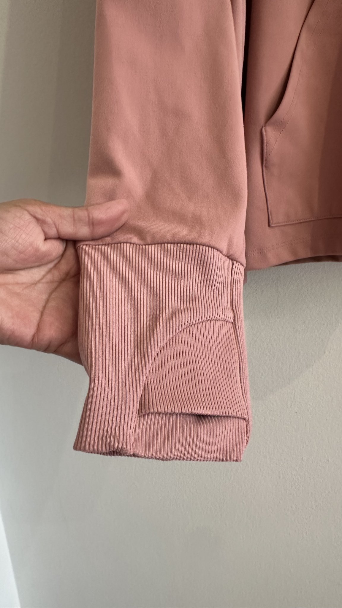 Jaqueta rosa fecho em zíper com capuz - G tamanho G - vista adicional 2