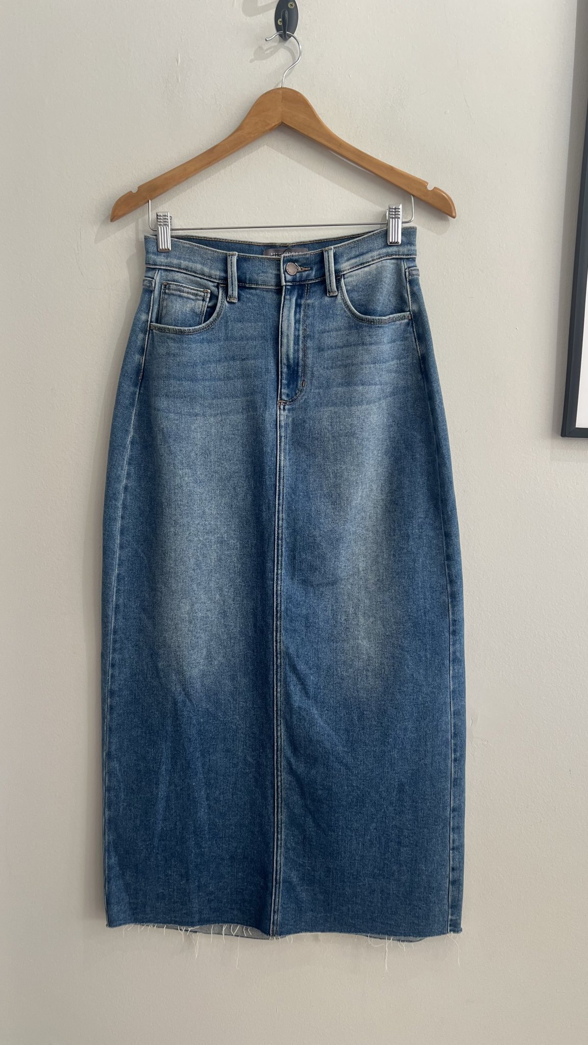 Saia jeans reta com fenda na frente JustUSA de algodão e elastano Azul - foto principal