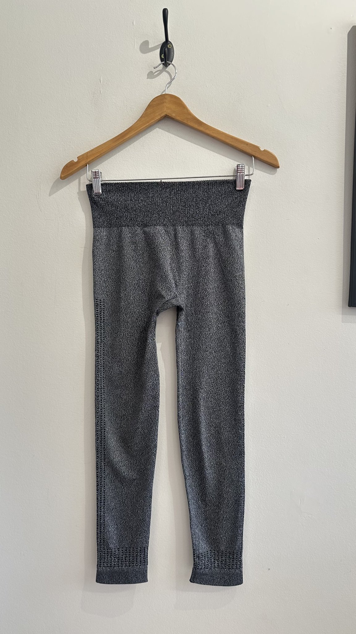 Calça legging cinza mescla Demillus - P tamanho P - foto principal