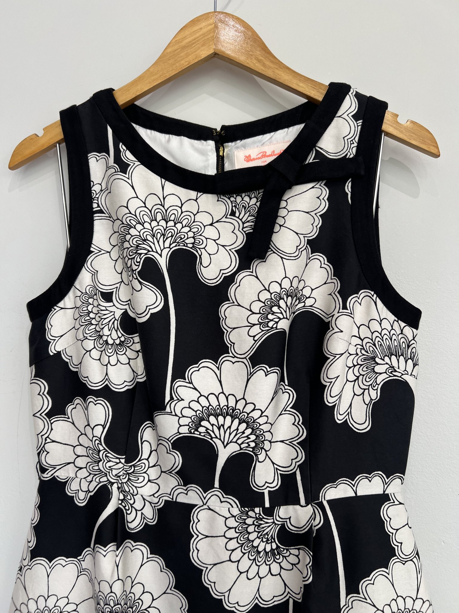 Vestido clássico P&B floral Kate Spade - 38/40 Preto, Branco tamanho 38/40 - vista adicional 4